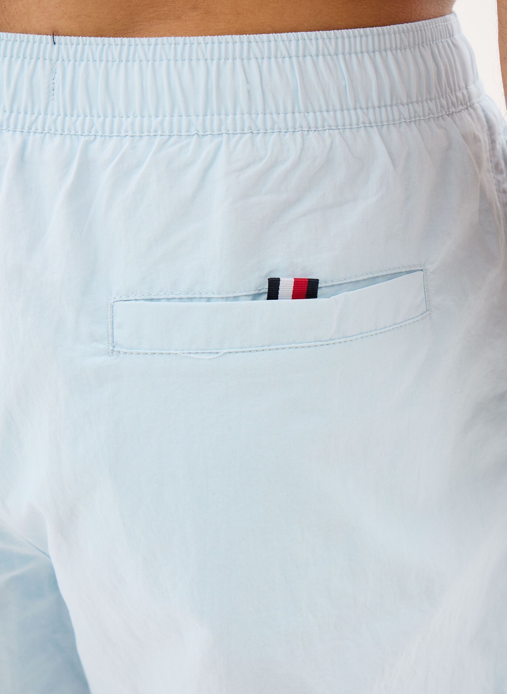 Shorts de bain Medium Drawstring Zi UM0UM03748 homme bleu Tommy Hilfiger Shorts de bain Medium Drawstring Zi UM0UM03748 homme bleu KEEPSAKE BLUE