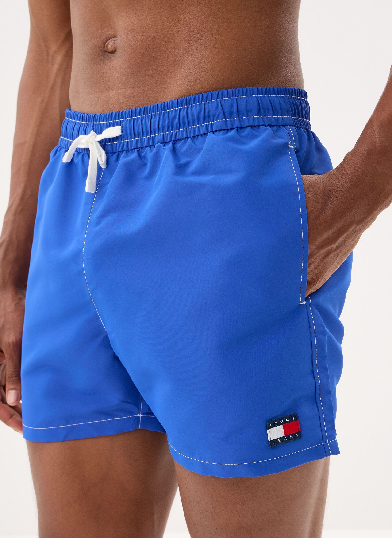 Zwemshorts Tj Medium Drawstring UM0UM03852 heren blauw Tommy Hilfiger Zwemshorts Tj Medium Drawstring UM0UM03852 heren blauw FIZZY BLUE