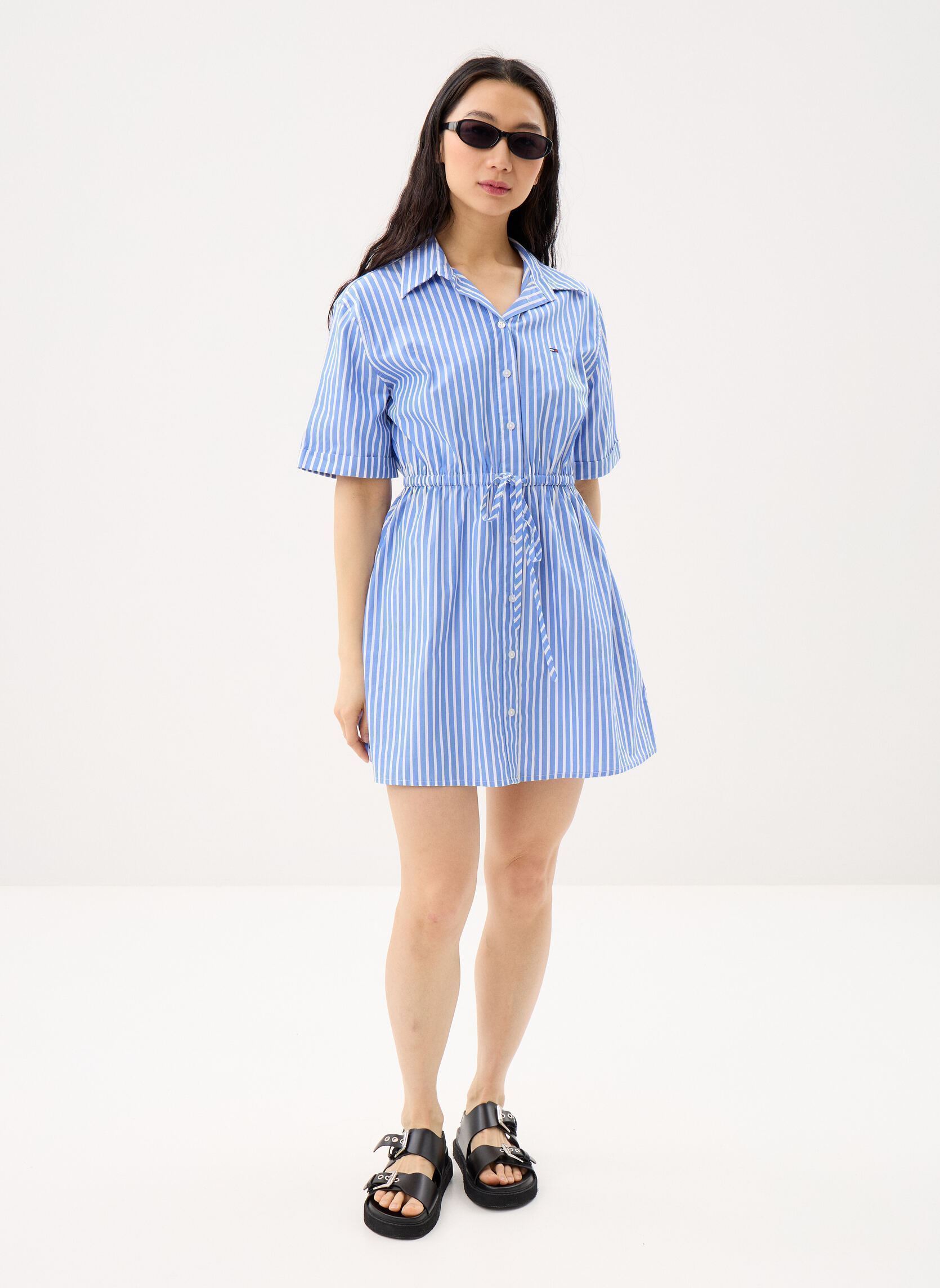 Camicioni Tjw Mini Stripe Shirt Dress DW0DW20617 donna blu Tommy Jeans Camicioni Tjw Mini Stripe Shirt Dress DW0DW20617 donna blu EMPIRE BLUE / STRIPE