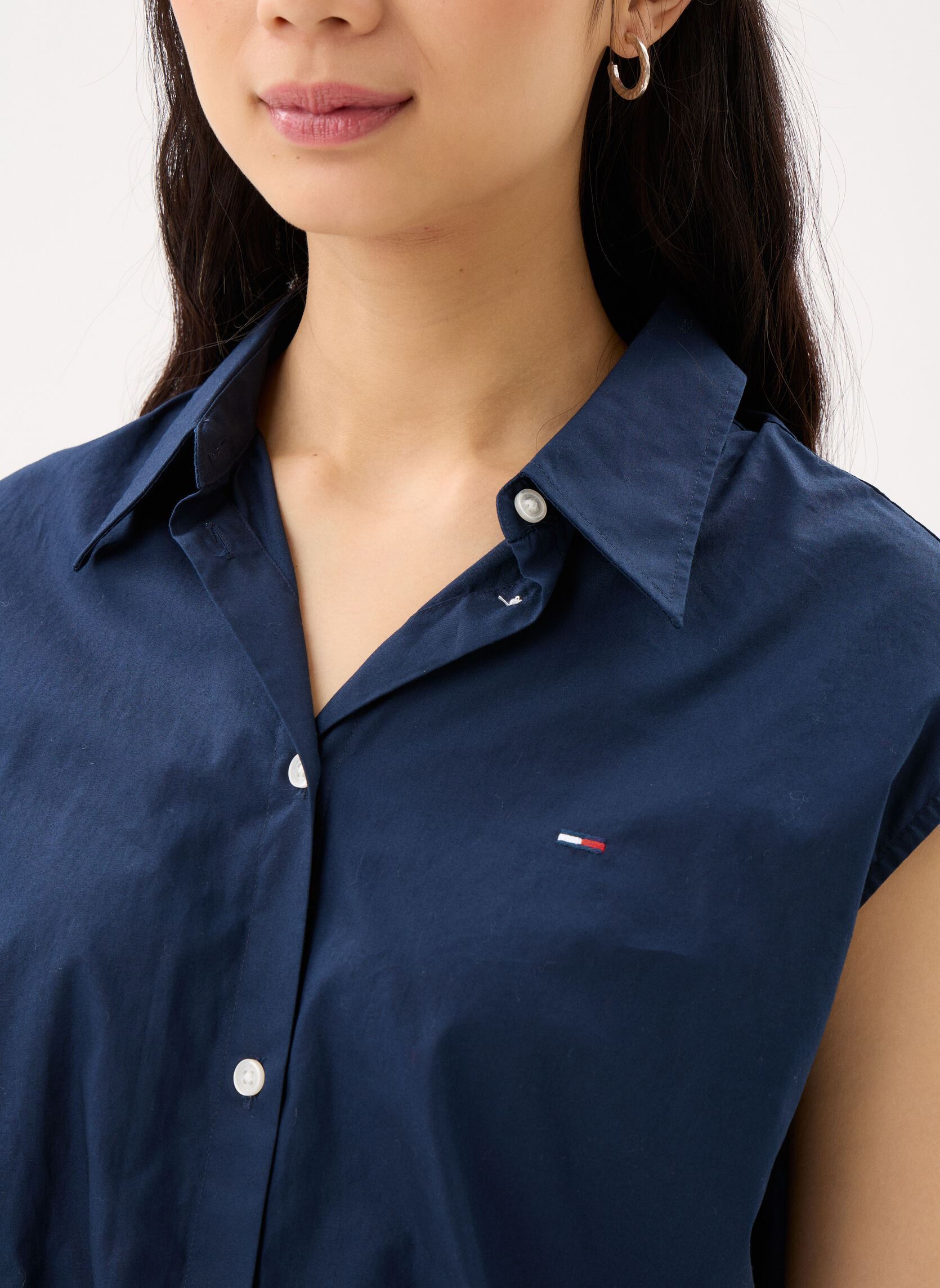 Hemden und Blusen Tjw Tie Front Poplin DW0DW22212 damen blau Tommy Jeans Hemden und Blusen Tjw Tie Front Poplin DW0DW22212 damen blau DARK NIGHT NAVY