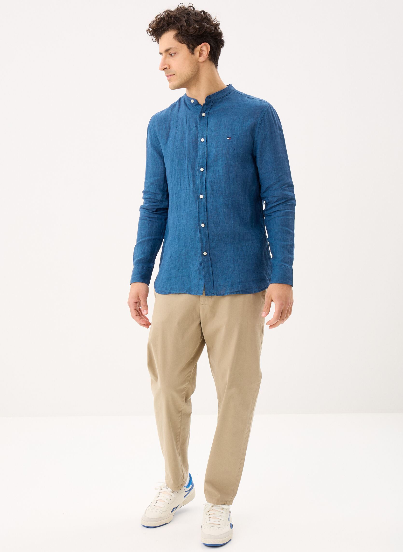 Chemises Pigment Dye Stand Co MW0MW39271 homme bleu Tommy Hilfiger Chemises Pigment Dye Stand Co MW0MW39271 homme bleu BLUE JEAN