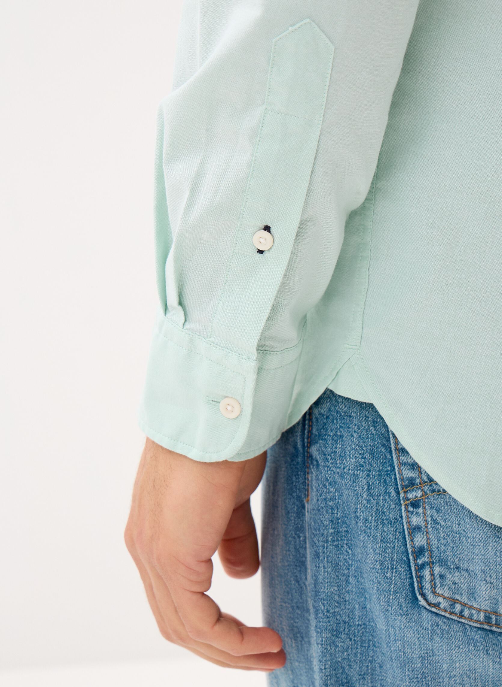 Chemises Light Oxford Solid S MW0MW42287 homme vert Tommy Hilfiger Chemises Light Oxford Solid S MW0MW42287 homme vert CRUSHED MINT