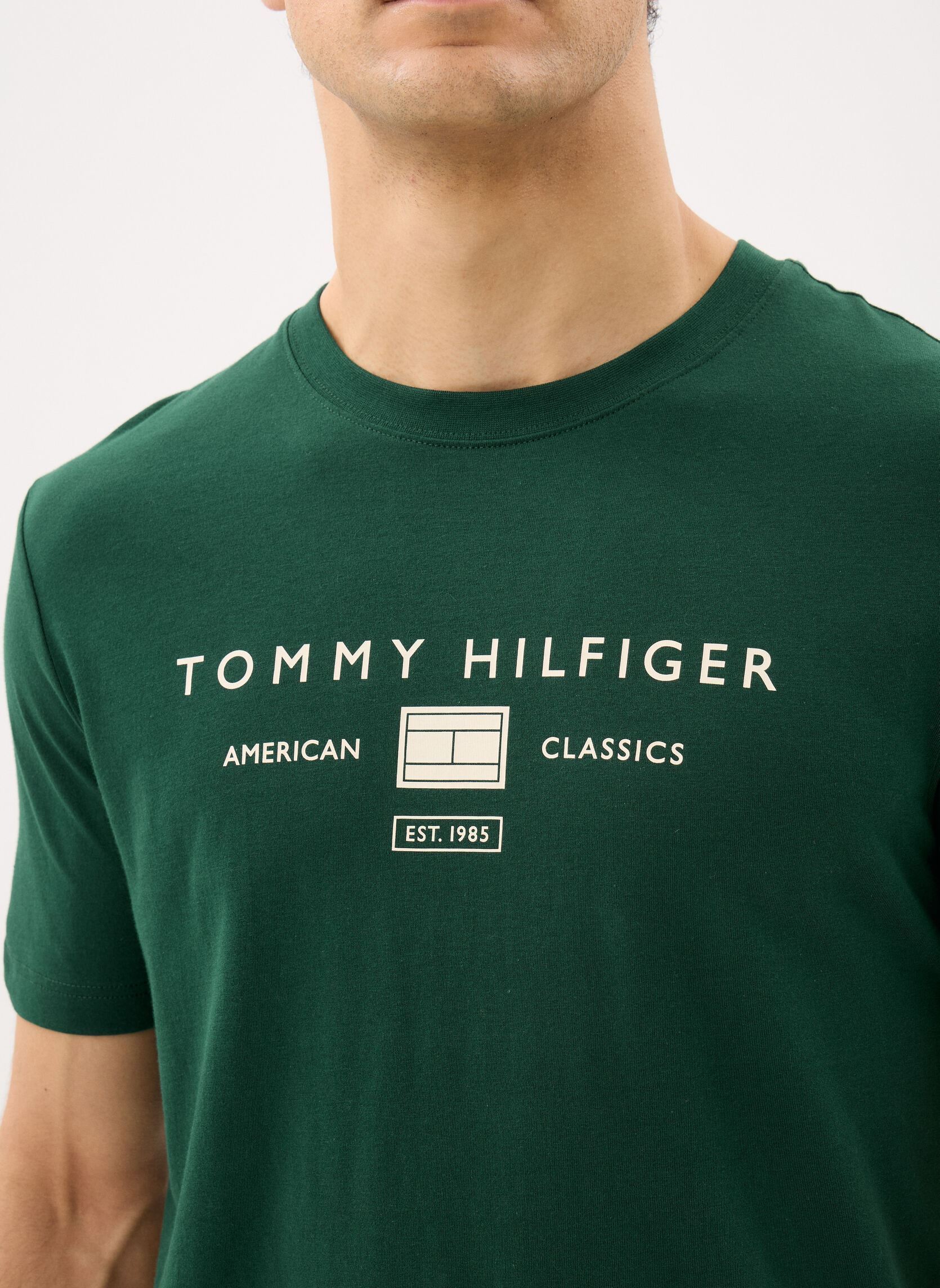 Kurzarm-T-Shirts Brand Love Mono Stac herren grün Tommy Hilfiger Kurzarm-T-Shirts Brand Love Mono Stac herren grün NOCTURNAL GREEN