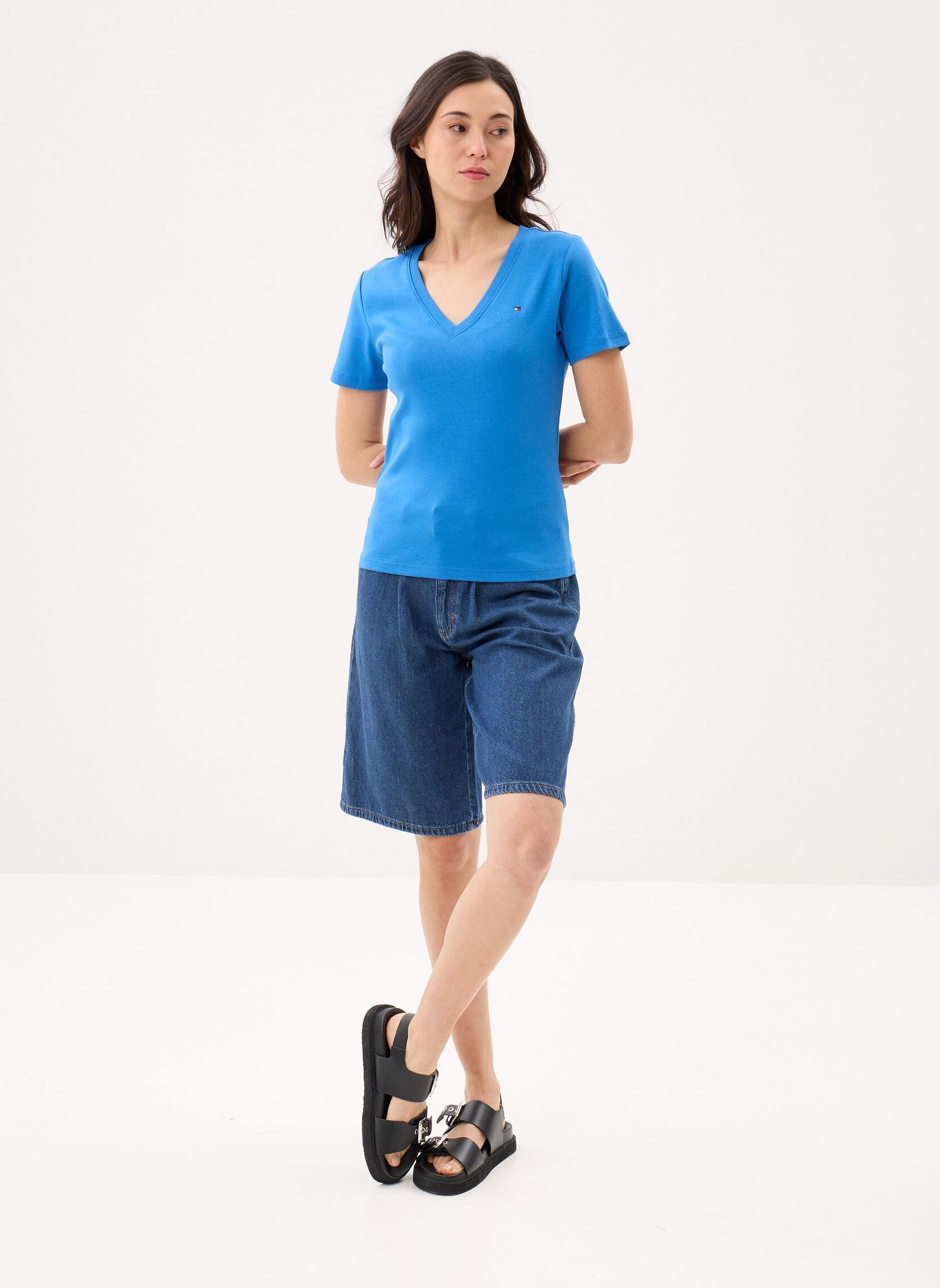 Tee-shirts manches courtes Slim Cody V-Nk Ss WW0WW40584TOL femme bleu Tommy Hilfiger Tee-shirts manches courtes Slim Cody V-Nk Ss WW0WW40584TOL femme bleu BLUE ORBIT