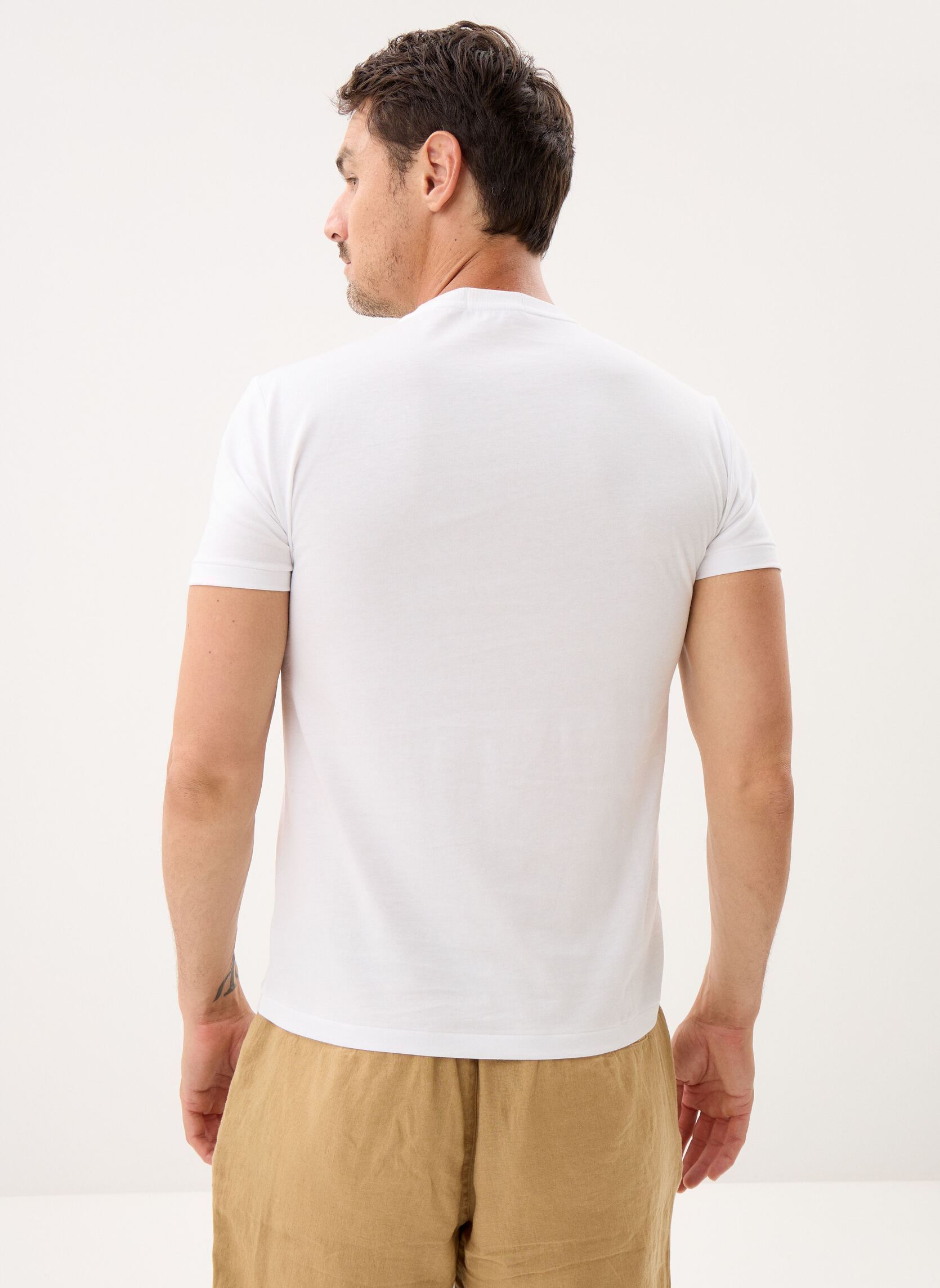 Tee-shirts T-shirt Polo Bear en Jersey 710B16612 homme blanc Polo Ralph Lauren Tee-shirts T-shirt Polo Bear en Jersey 710B16612 homme blanc WHITE- SUMMER BEAR