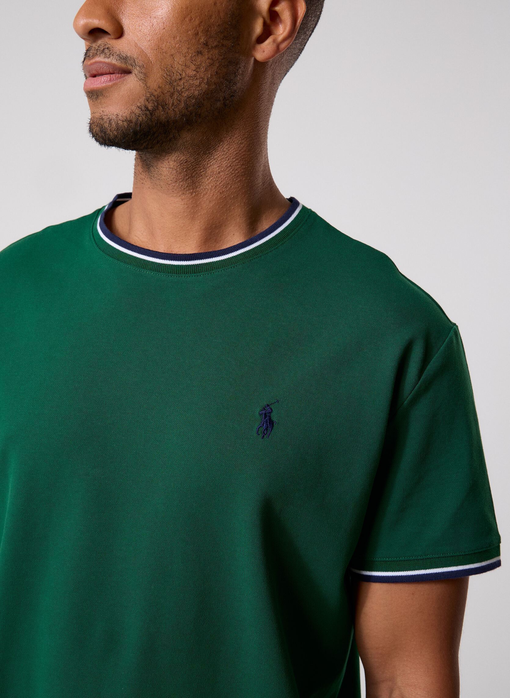 Tee-shirts T-shirt Classic Fit en piqué stretch homme vert Polo Ralph Lauren Tee-shirts T-shirt Classic Fit en piqué stretch homme vert NEW FOREST/C7927