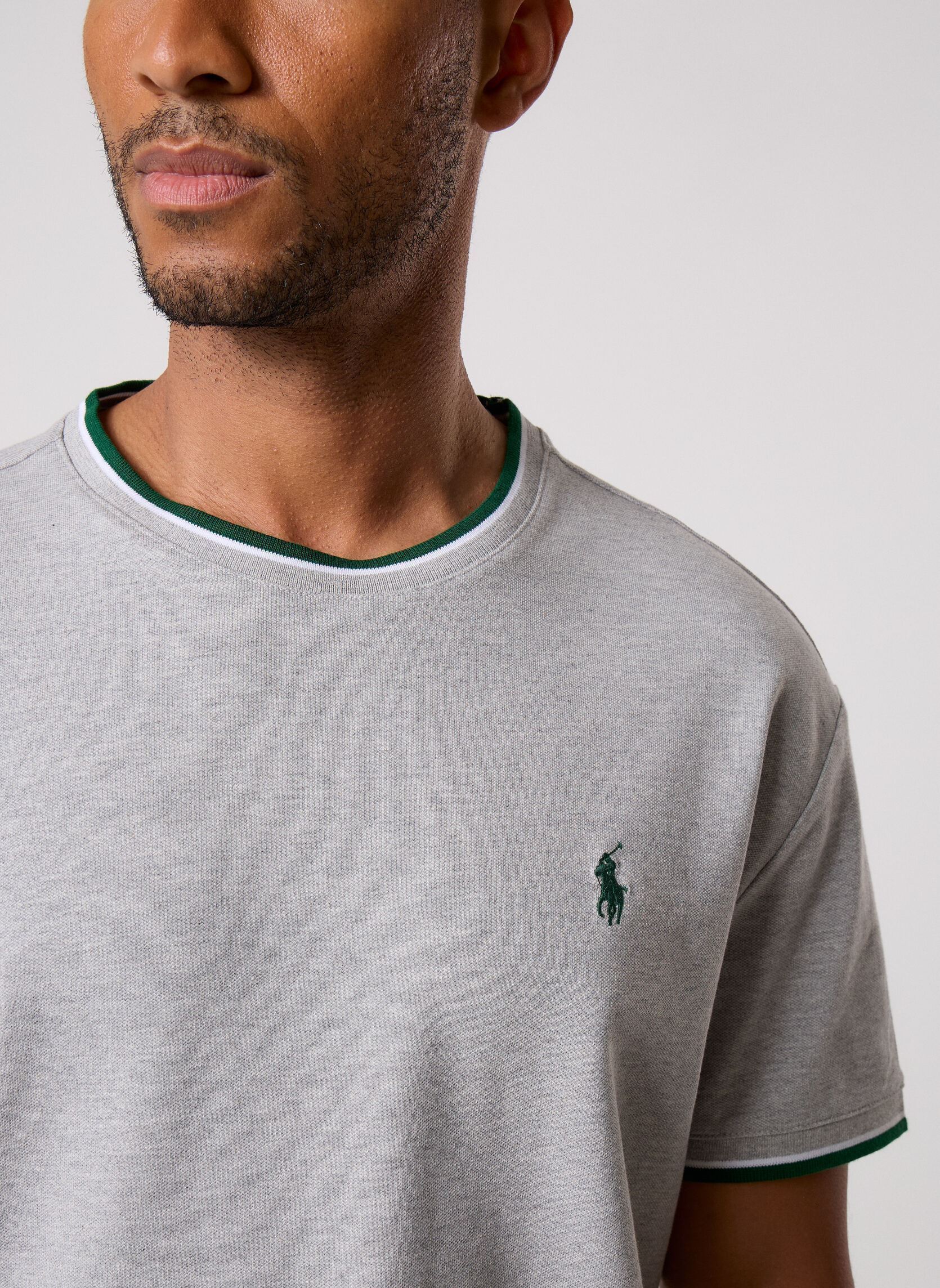 Tee-shirts T-shirt Classic Fit en piqué stretch homme gris Polo Ralph Lauren Tee-shirts T-shirt Classic Fit en piqué stretch homme gris SPRING HEATHER/C5999
