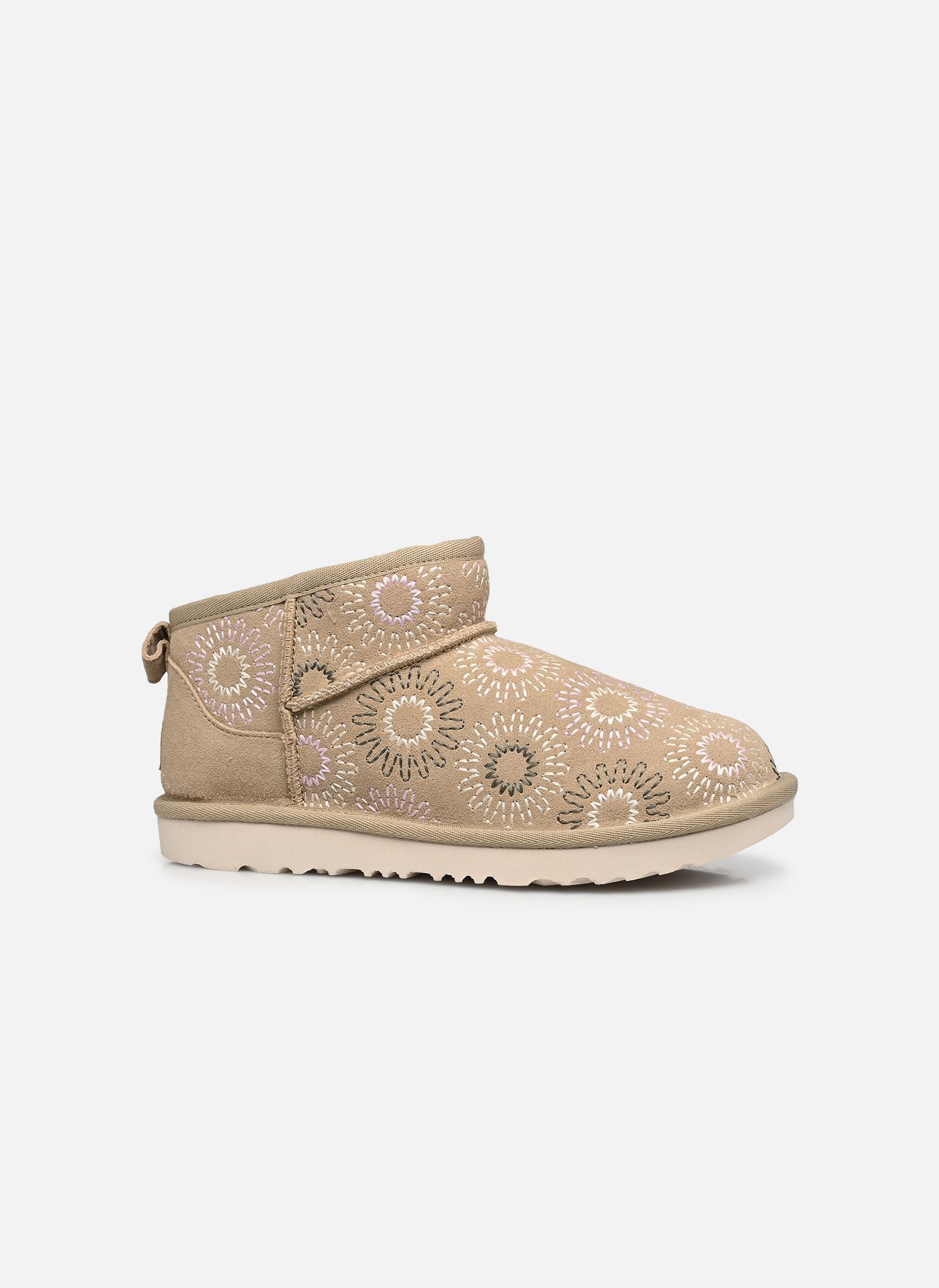 Bottes KIDS' CLASSIC ULTRA MINI SUN STITCH fille marron UGG Bottes KIDS' CLASSIC ULTRA MINI SUN STITCH fille marron MUSTARD SEED