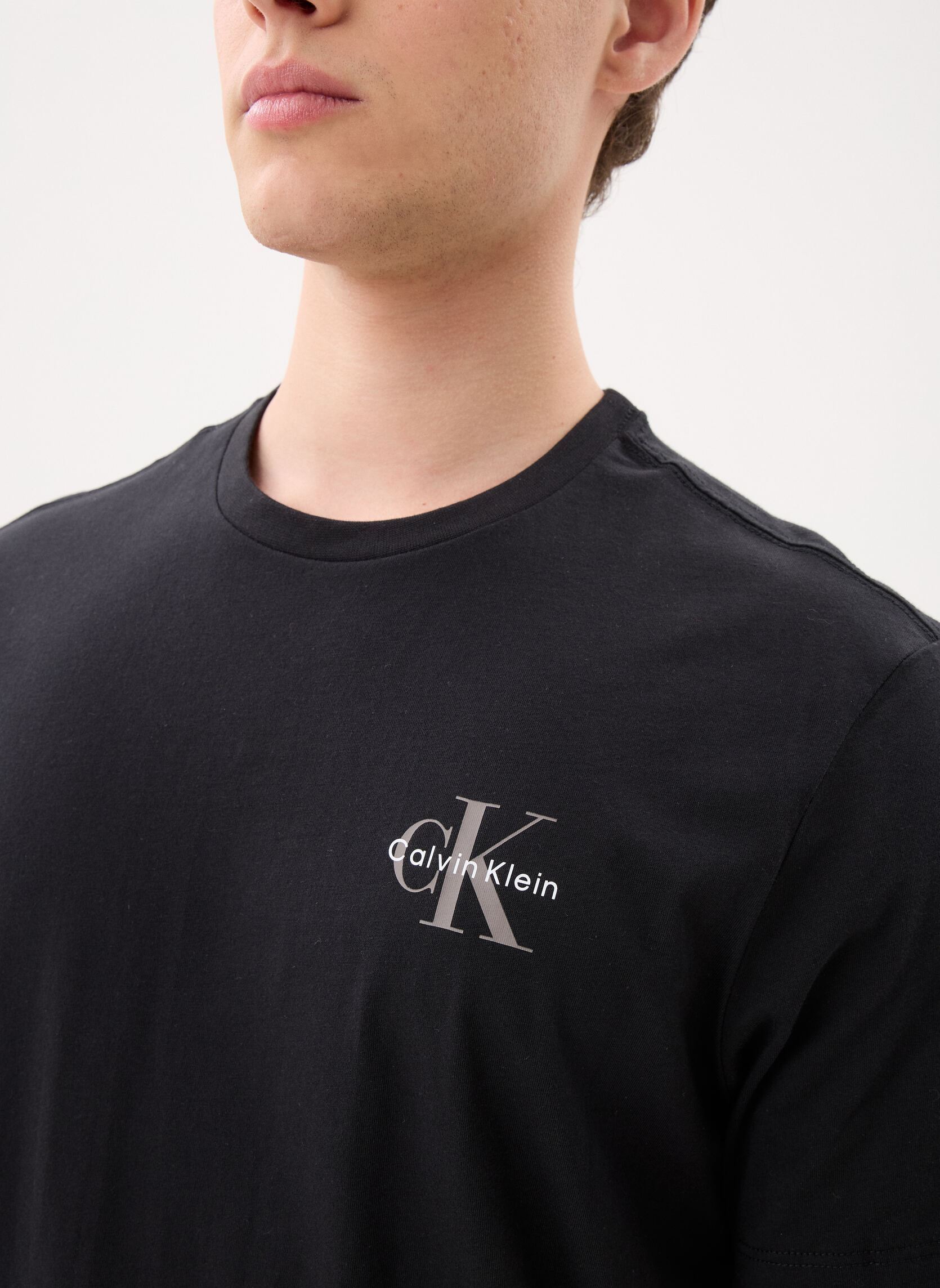 Tee-shirts Lot de 2 t-shirts avec monogramme LV04RF homme noir Calvin Klein Jeans Tee-shirts Lot de 2 t-shirts avec monogramme LV04RF homme noir BLACK/BRIGHT WHITE