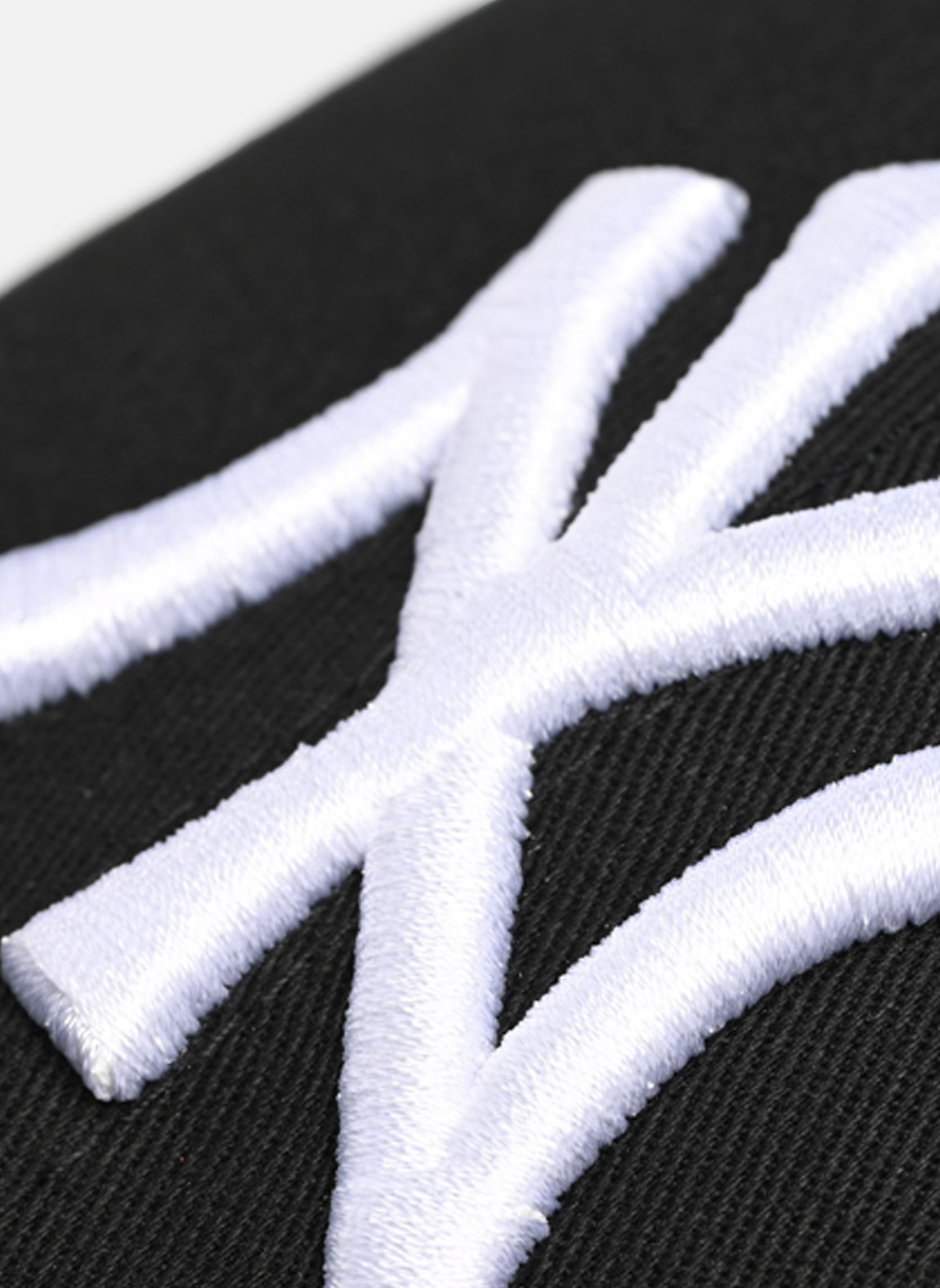 Casquettes Female League Essential 9Forty® femme noir New Era Casquettes Female League Essential 9Forty® femme noir New York Yankees Blkwhi