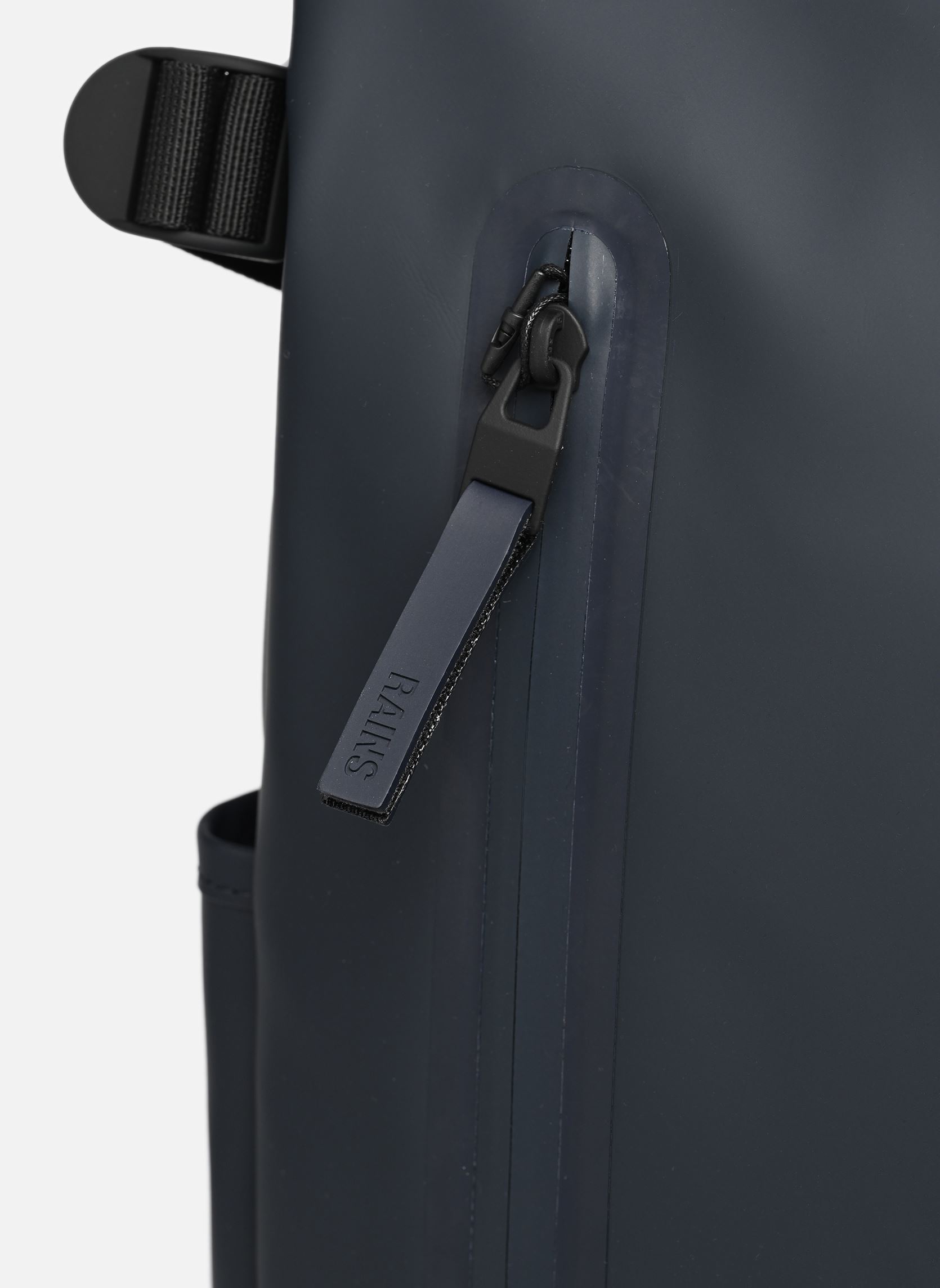 Sacs à dos Rolltop Rucksack Large W3 bleu Rains Sacs à dos Rolltop Rucksack Large W3 bleu NAVY
