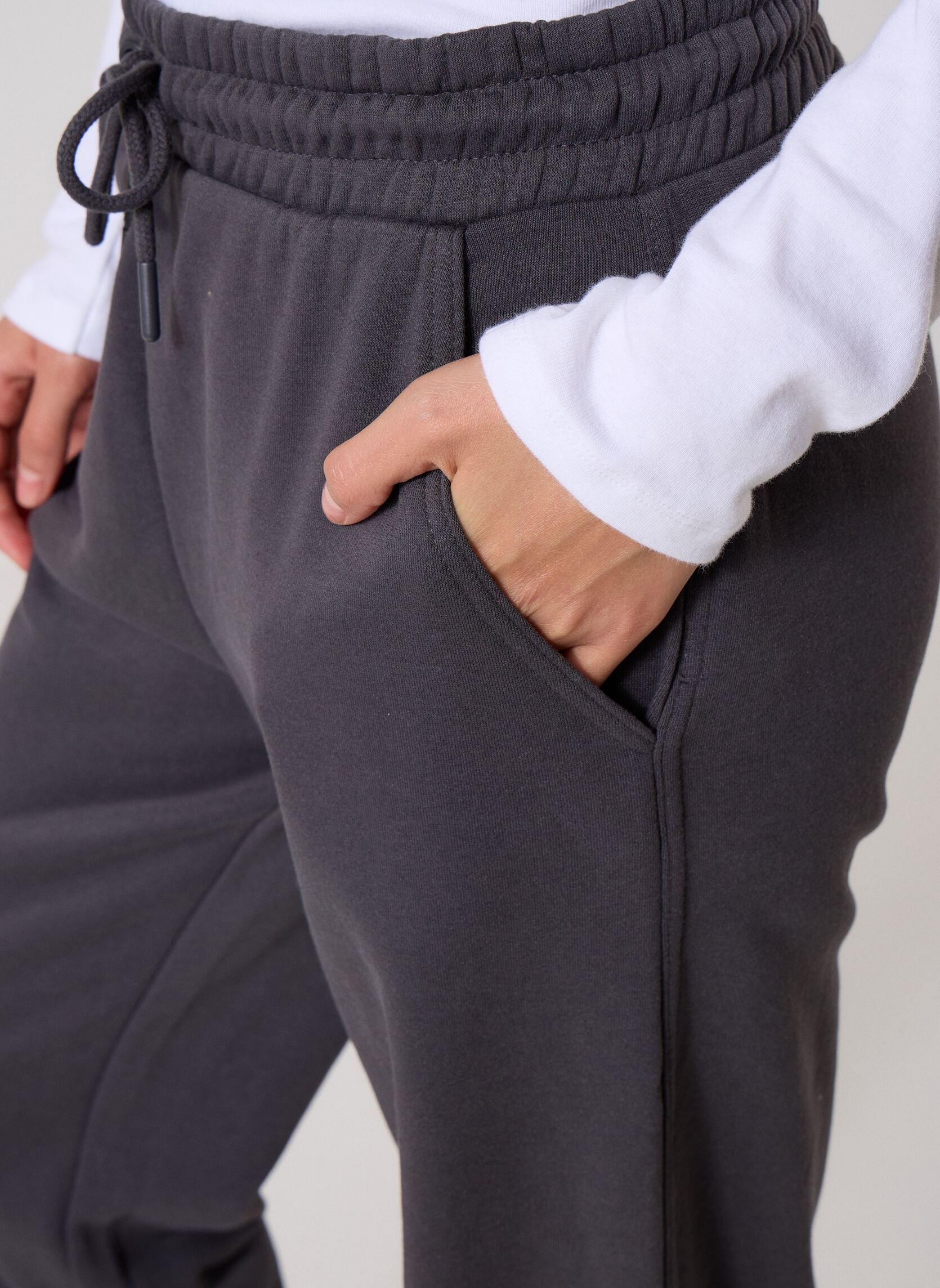 Jogginghosen PMOLLETON jogging 2 damen grau MADE BY Jogginghosen PMOLLETON jogging 2 damen grau FORGED IRON