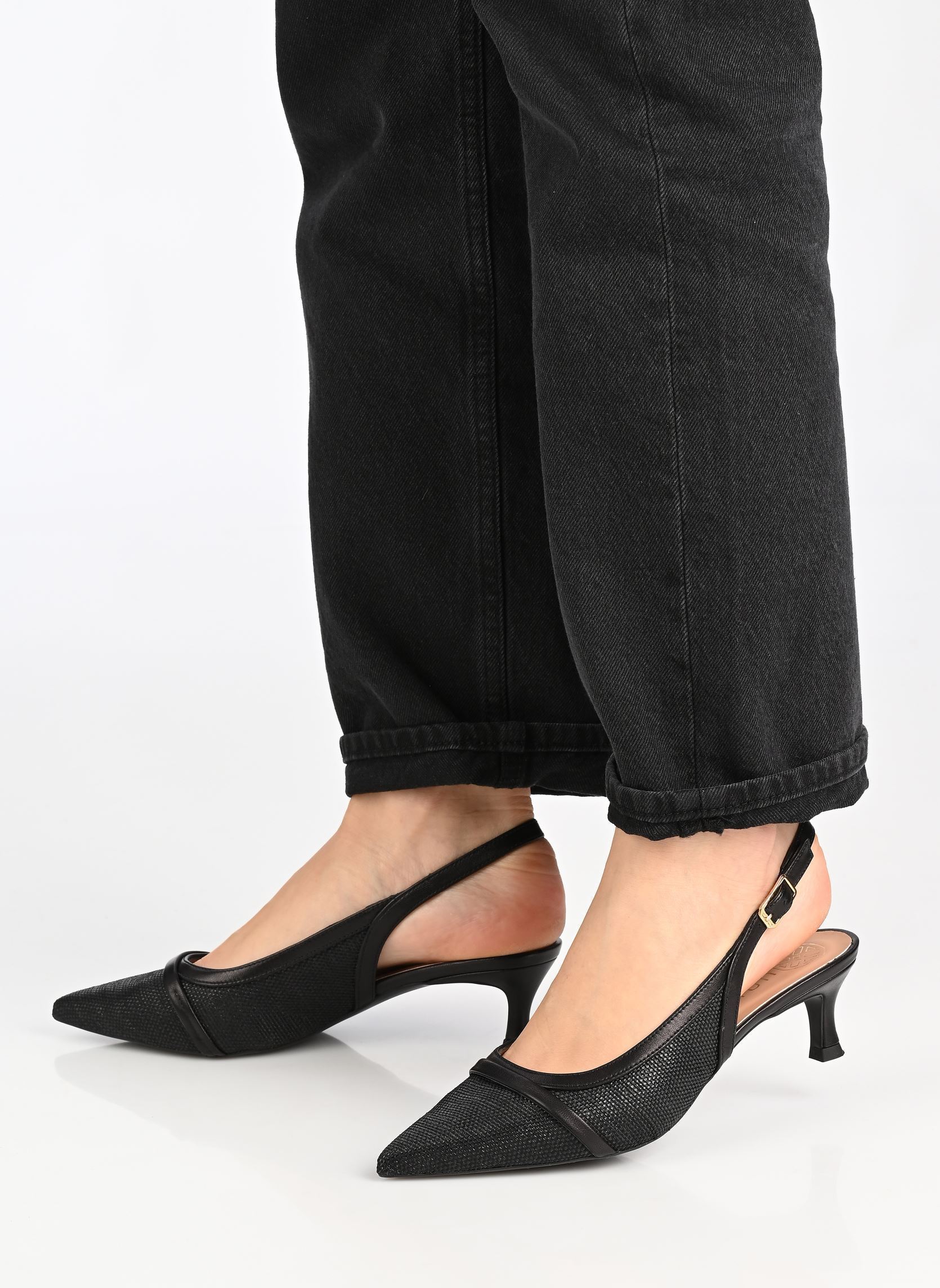 Slingback pumps ILESO_RN_NTO dames beige Unisa Slingback pumps ILESO_RN_NTO dames beige Black