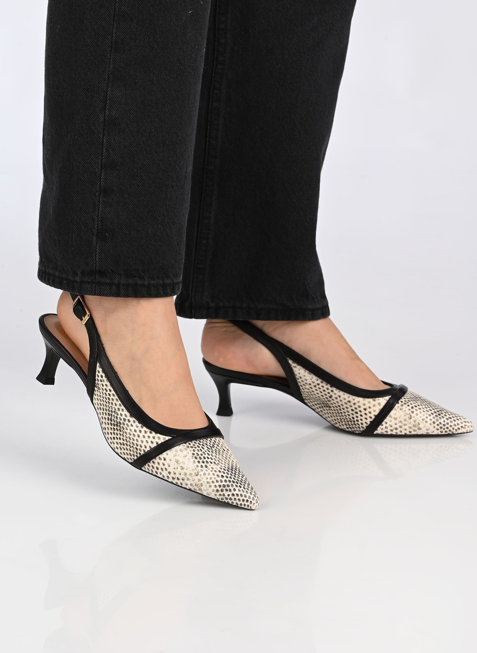 Escarpins à brides ILESO_NG_NTO femme multicolore Unisa Escarpins à brides ILESO_NG_NTO femme multicolore NACAR/BLK