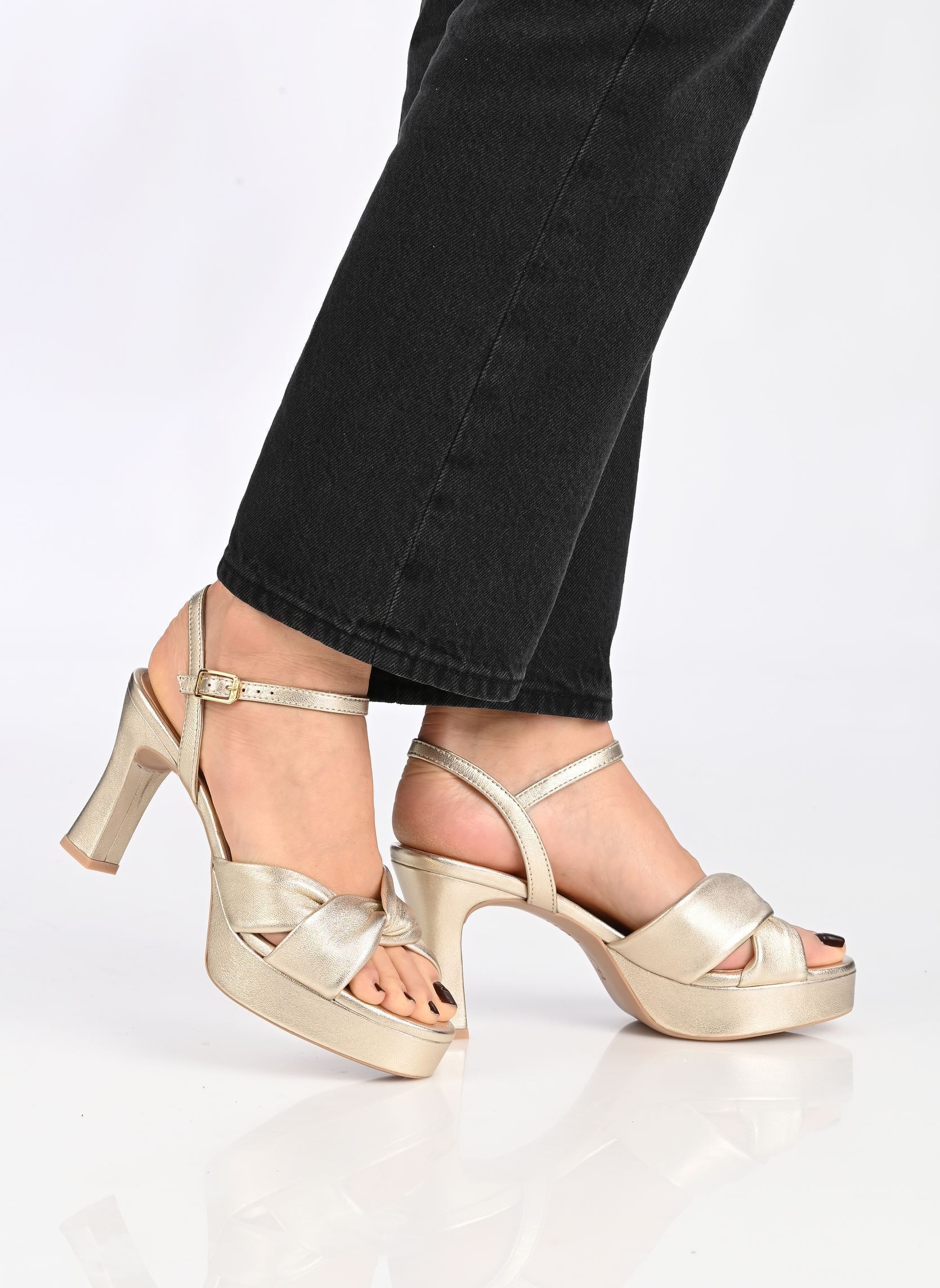 Sandalen ONOA_26_LMT damen gold und bronze Unisa Sandalen ONOA_26_LMT damen gold und bronze Platino