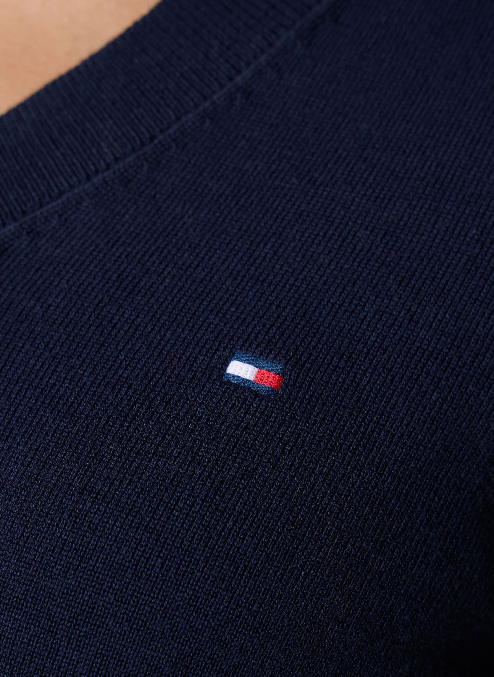 Truien Co Jersey Fine Gg V-Nk Ls Swt dames blauw Tommy Hilfiger Truien Co Jersey Fine Gg V-Nk Ls Swt dames blauw Dark Night Navy