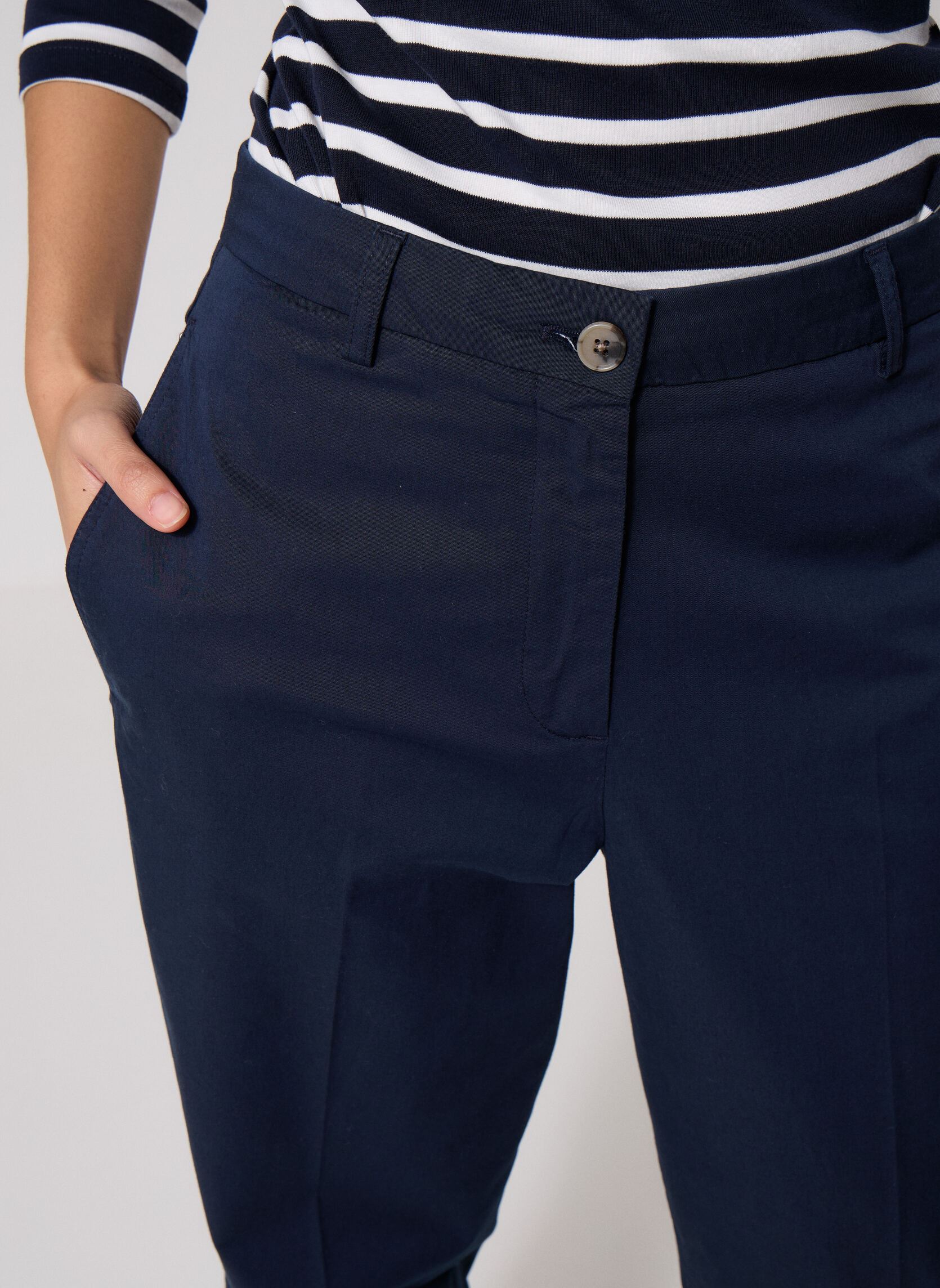 Rechte broeken Cotton Slim Straight Chino dames blauw Tommy Hilfiger Rechte broeken Cotton Slim Straight Chino dames blauw Dark Night Navy