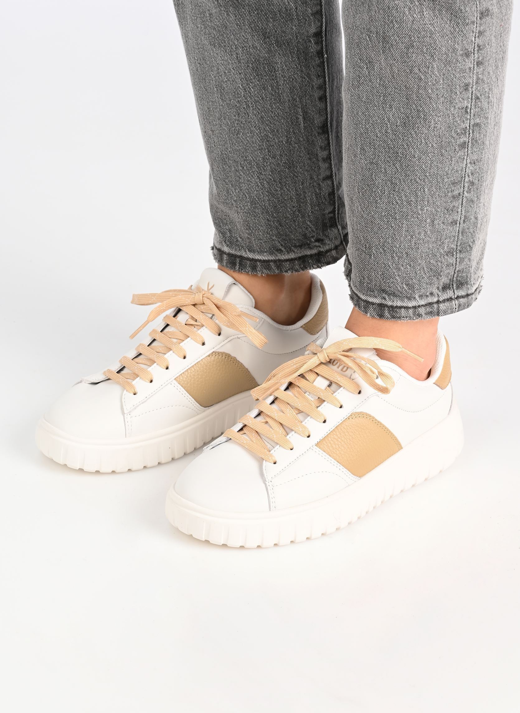 Niedrige Sneaker Riccardo W damen weiß Lloyd Niedrige Sneaker Riccardo W damen weiß WHITE/BEIGE