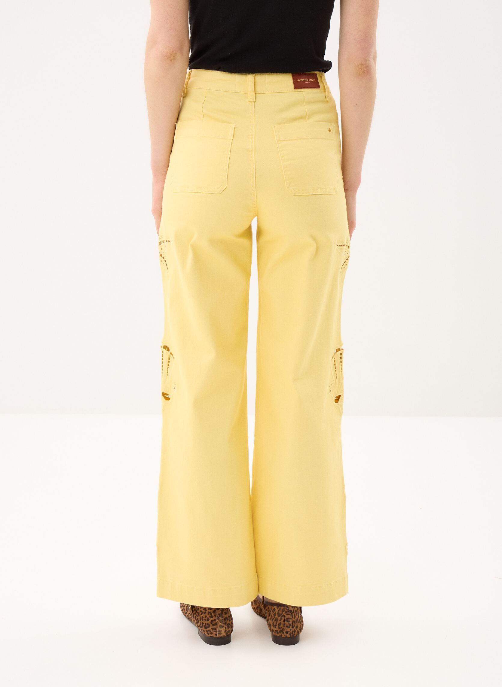 Wijde jeans / Flared Jeans Atlantys dames geel La Petite Etoile Wijde jeans / Flared Jeans Atlantys dames geel Jaune