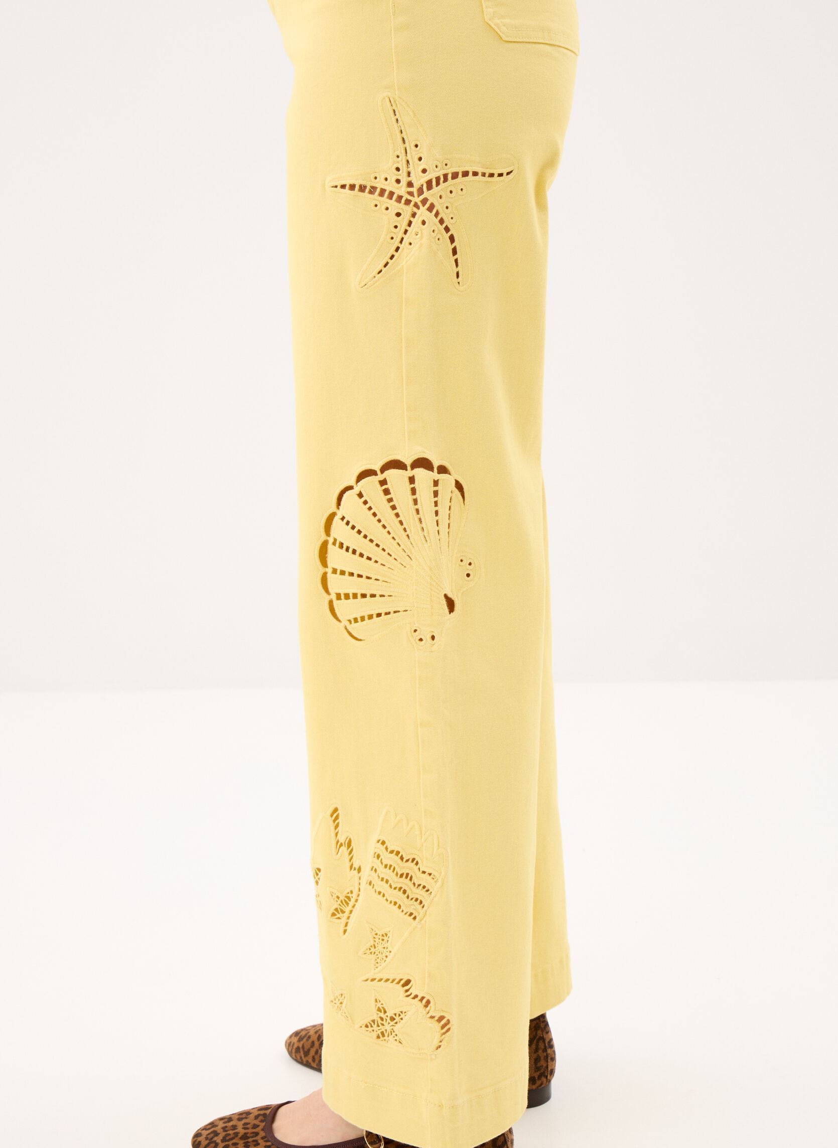 Wijde jeans / Flared Jeans Atlantys dames geel La Petite Etoile Wijde jeans / Flared Jeans Atlantys dames geel Jaune