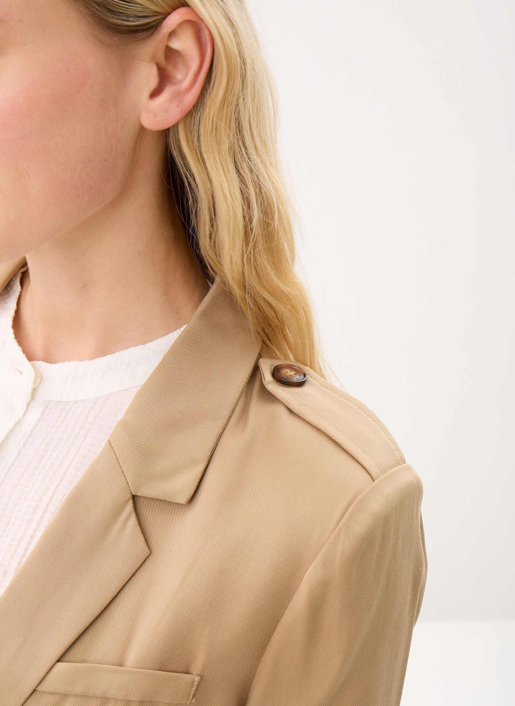 Jacketts / Sakkos Vadali damen beige La Petite Etoile Jacketts / Sakkos Vadali damen beige BEIGE