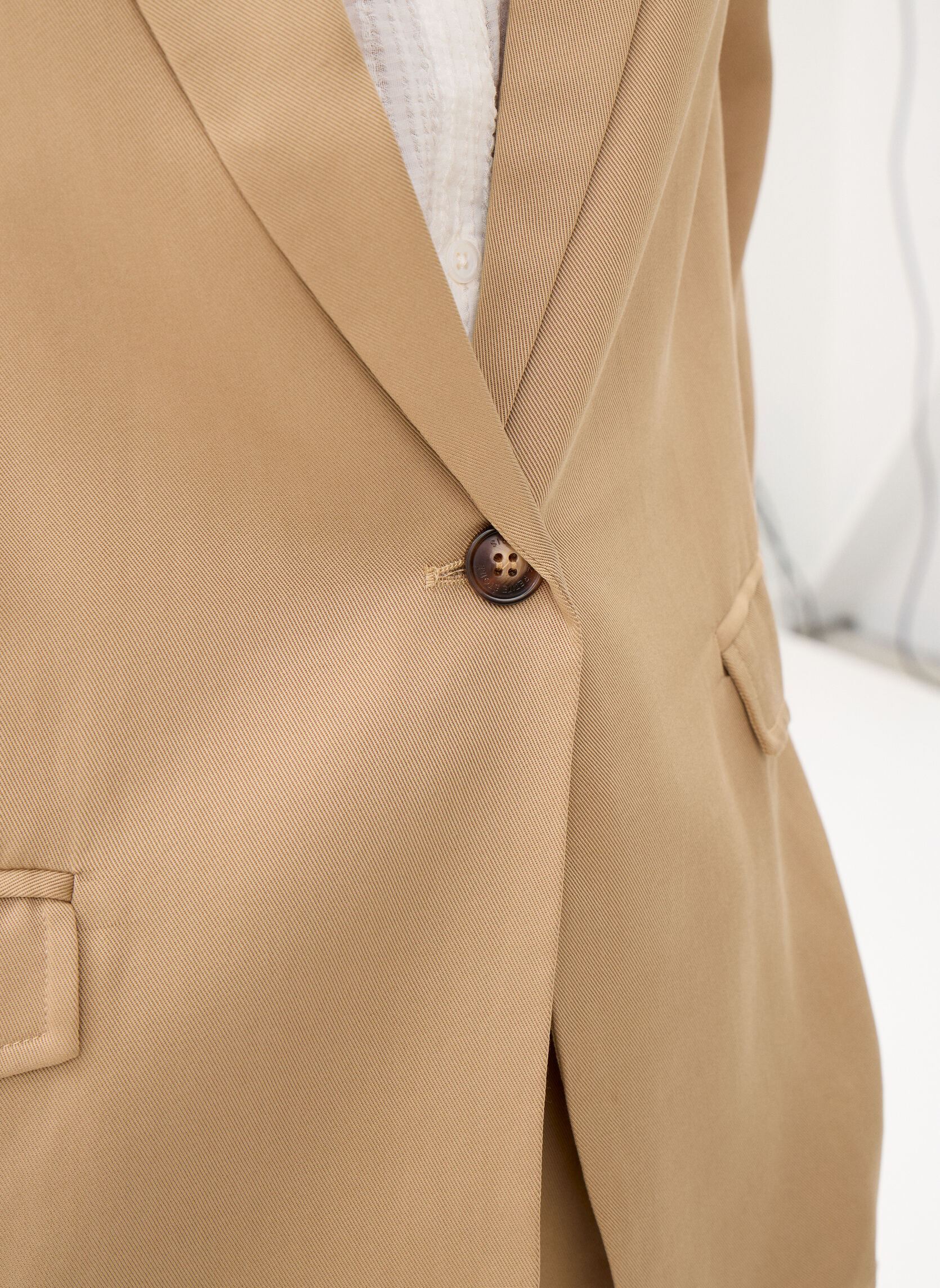 Jacketts / Sakkos Vadali damen beige La Petite Etoile Jacketts / Sakkos Vadali damen beige BEIGE