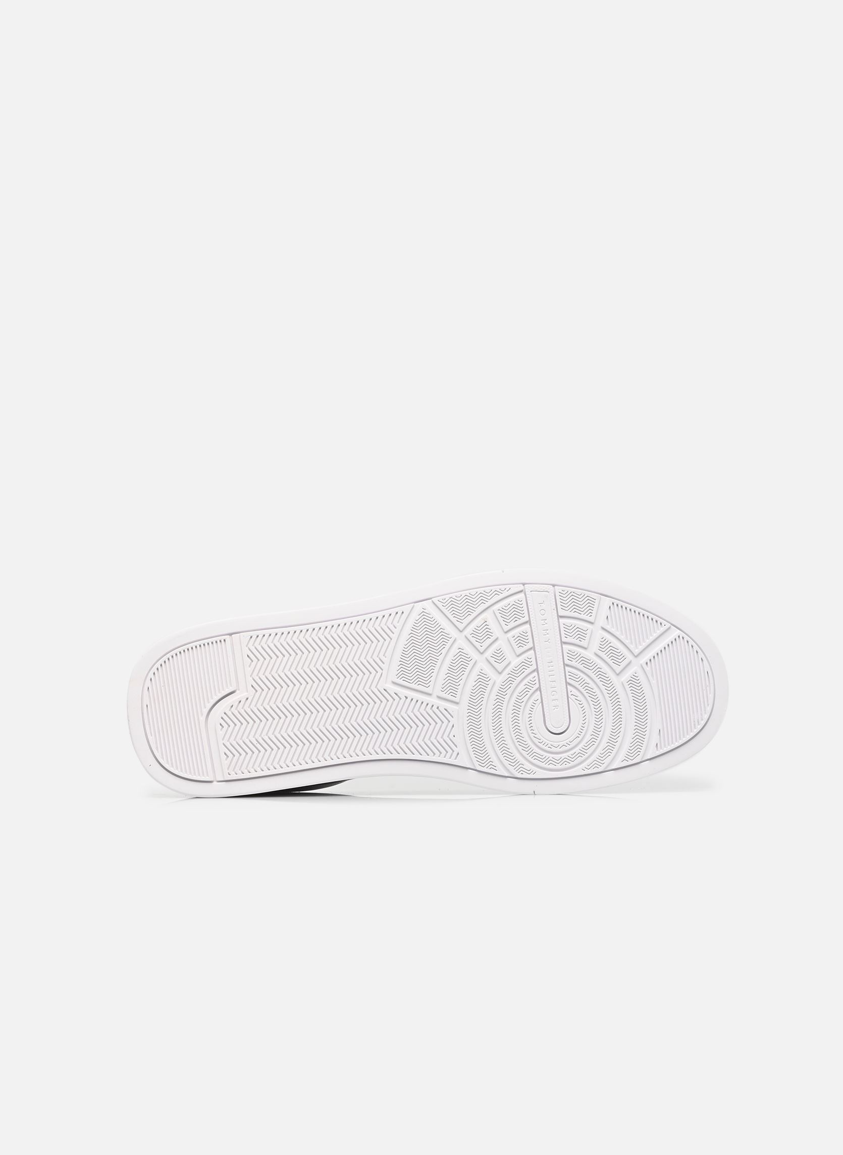 Baskets basses TH COURT CORE ESS LE homme blanc Tommy Hilfiger Baskets basses TH COURT CORE ESS LE homme blanc WHITE/UNIVERSAL GREY