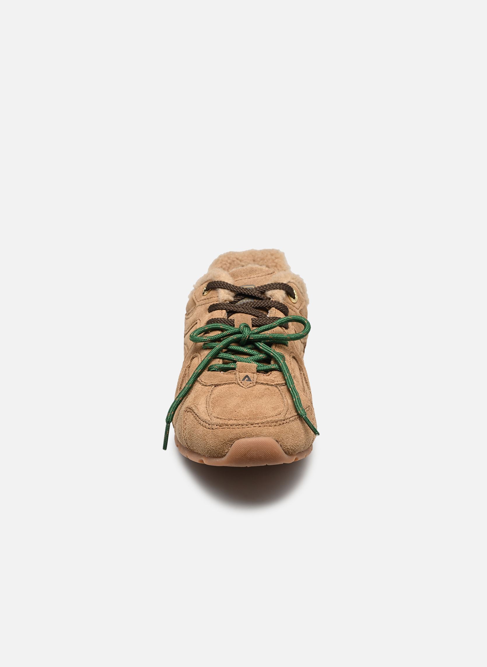 Baskets basses City Run Flat femme beige ASFVLT Baskets basses City Run Flat femme beige TANIN/GUM