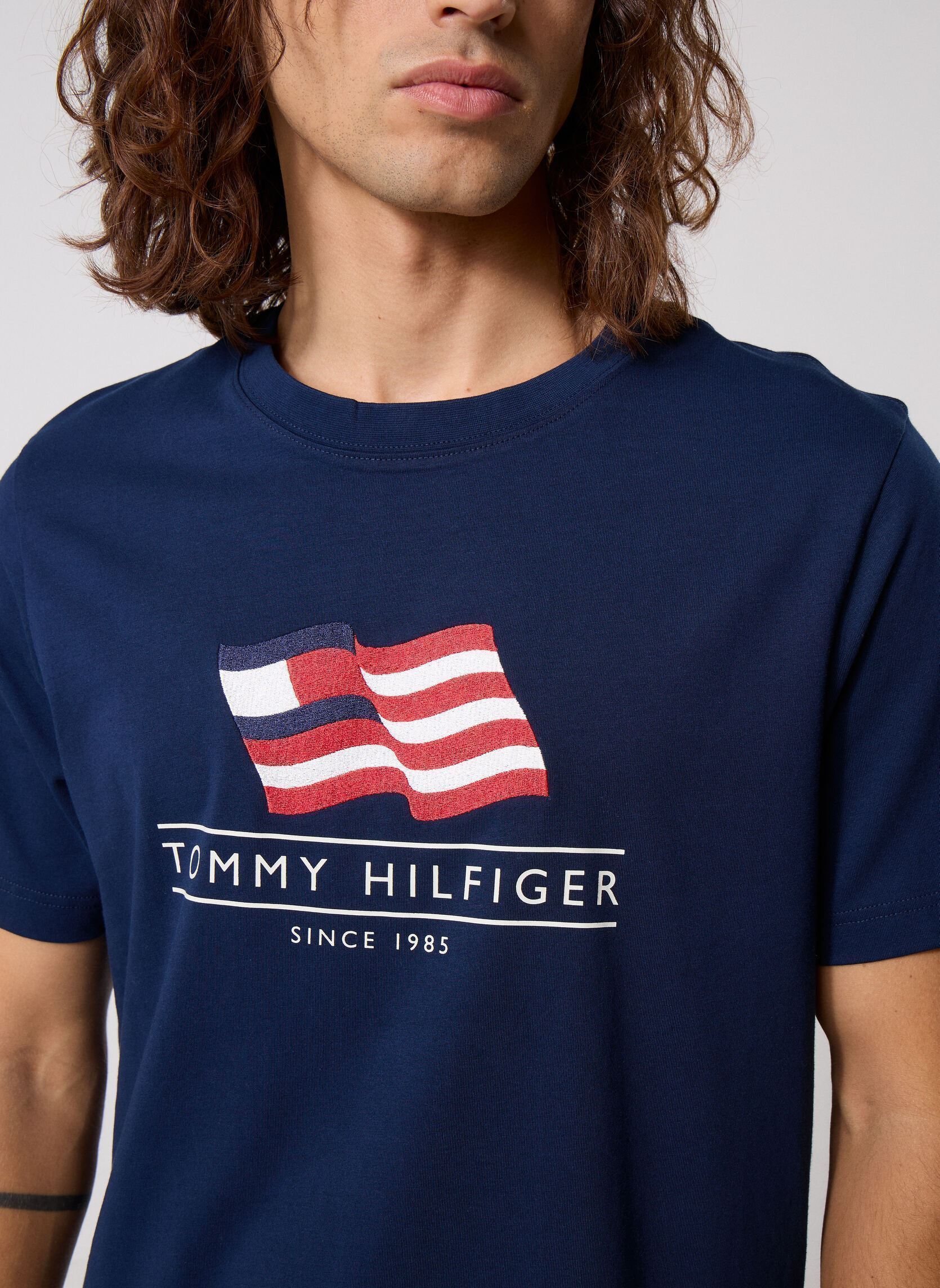 T-Shirts Rwb Main Flag Regular herren blau Tommy Hilfiger T-Shirts Rwb Main Flag Regular herren blau Carbon Navy