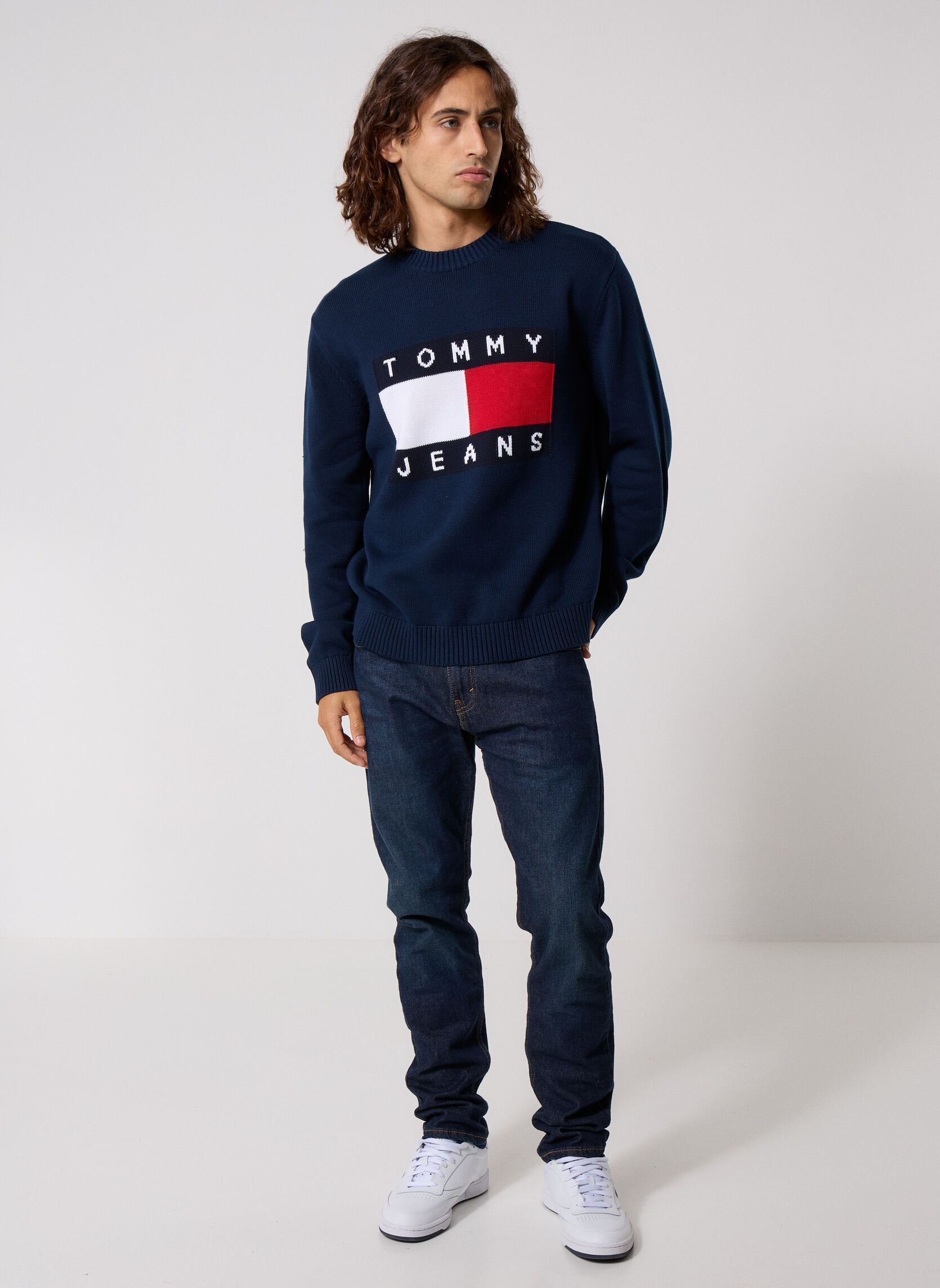 Truien Tjm Reg Flag Sweater heren blauw Tommy Jeans Truien Tjm Reg Flag Sweater heren blauw DARK NIGHT NAVY
