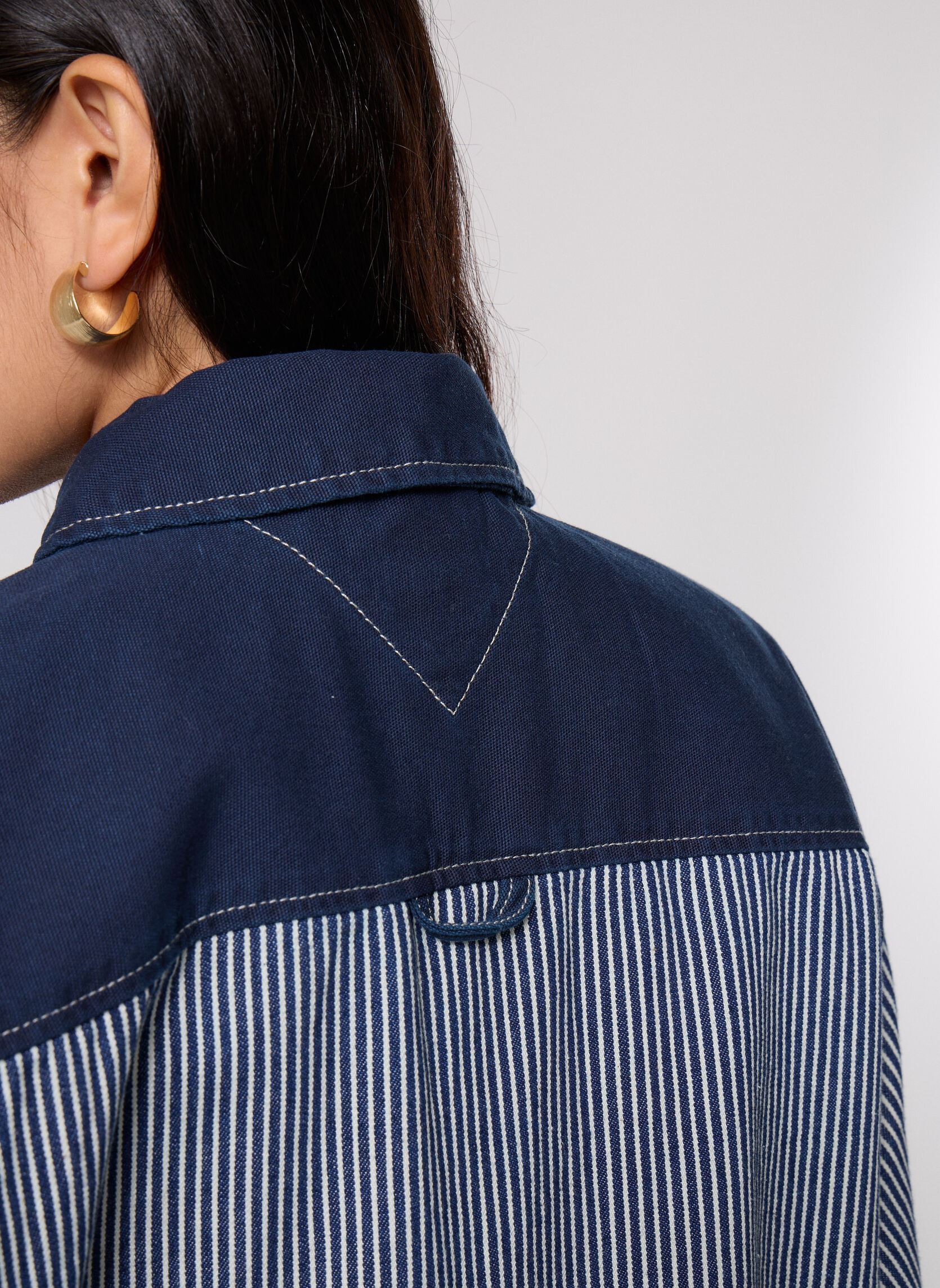 Chemises Shirt Jacket Cj6053 homme bleu Tommy Jeans Chemises Shirt Jacket Cj6053 homme bleu DENIM DARK