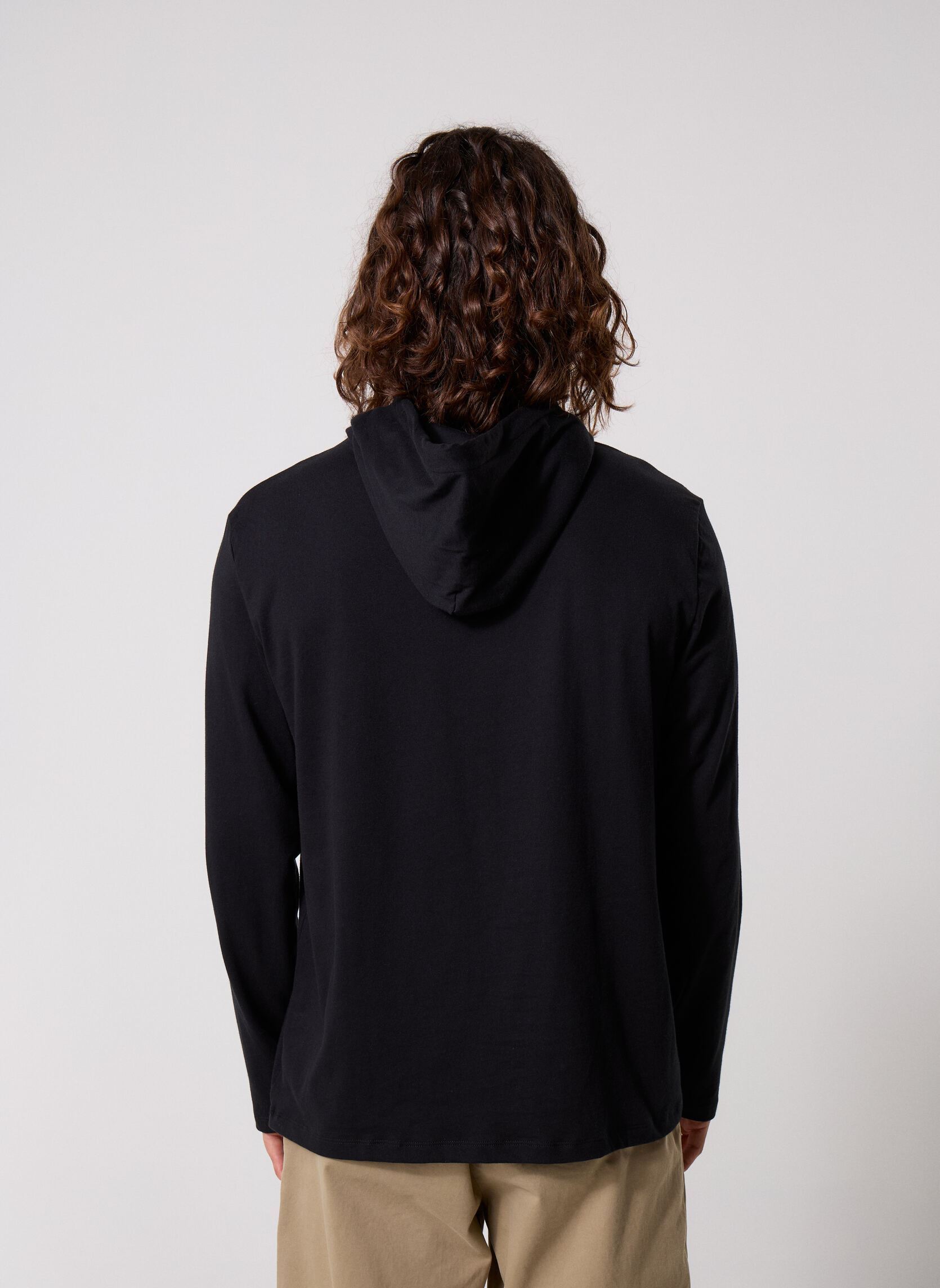 Tee-shirts T-shirt manches longues léger à capuche homme noir Polo Ralph Lauren Tee-shirts T-shirt manches longues léger à capuche homme noir Polo Black/C3870