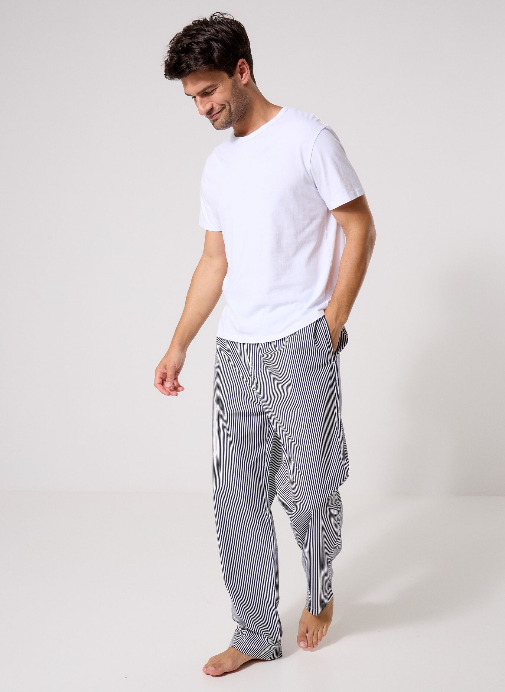 Pantalons larges Pantalon de pyjama Polo Ralph Lauren homme multicolore Polo Ralph Lauren Pantalons larges Pantalon de pyjama Polo Ralph Lauren homme multicolore NEWPORT NAVY/PAPER WHITE STRP