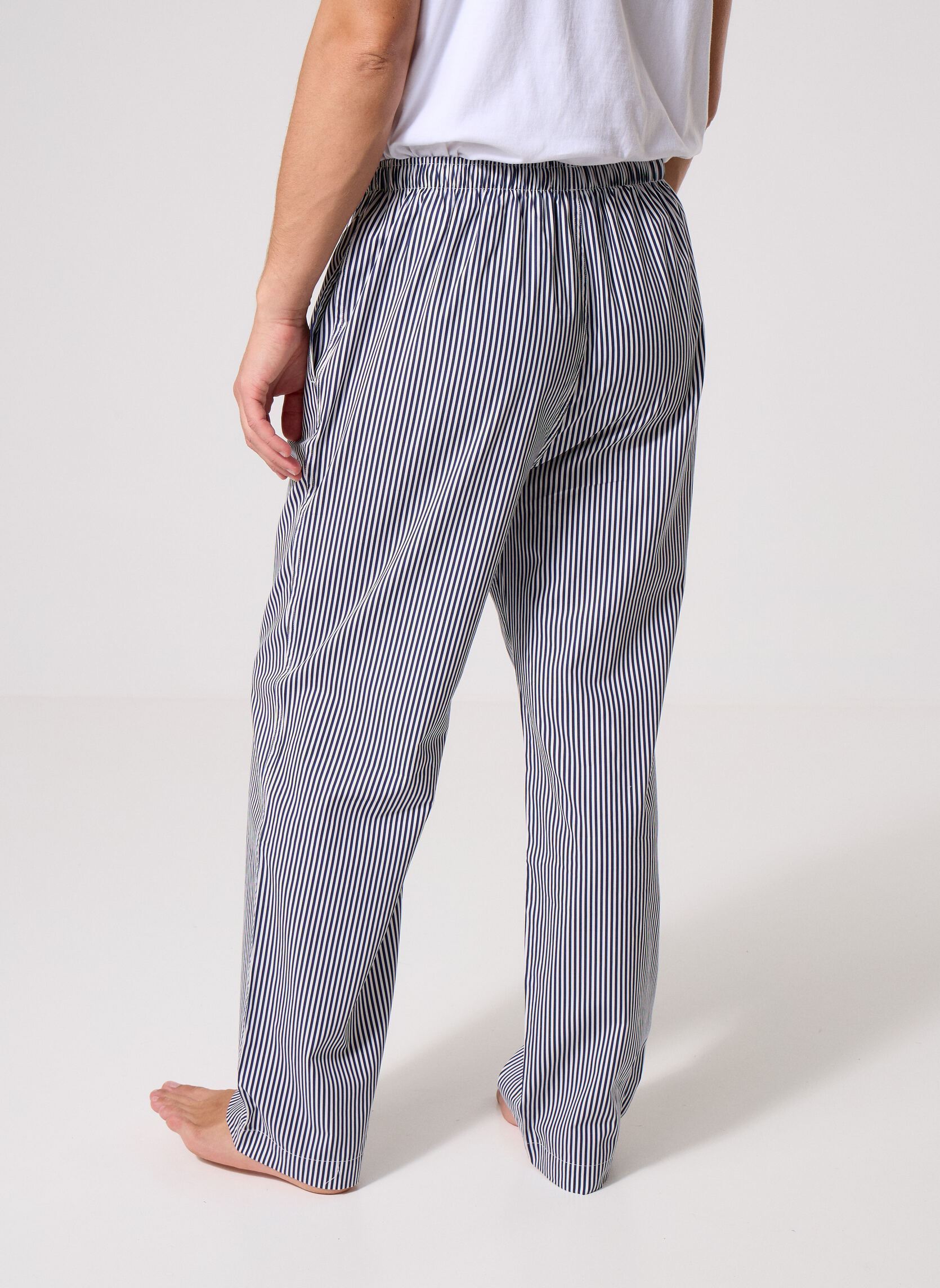 Pantalons larges Pantalon de pyjama Polo Ralph Lauren homme multicolore Polo Ralph Lauren Pantalons larges Pantalon de pyjama Polo Ralph Lauren homme multicolore NEWPORT NAVY/PAPER WHITE STRP