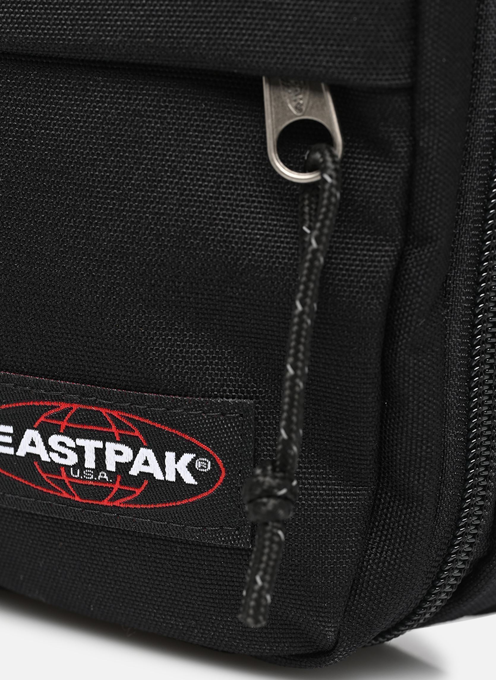 Toilettassen Road Kit zwart Eastpak Toilettassen Road Kit zwart BLACK