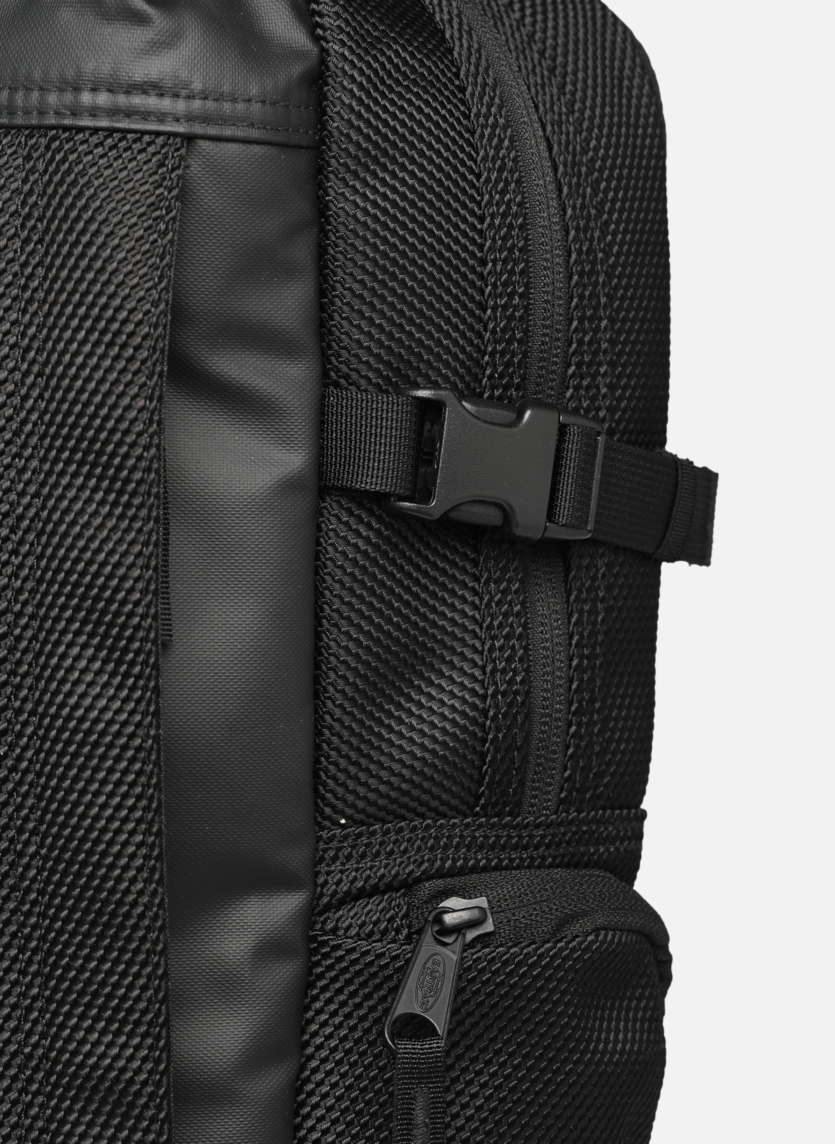 Sacs à dos Tecum M noir Eastpak Sacs à dos Tecum M noir CNNCT COAT