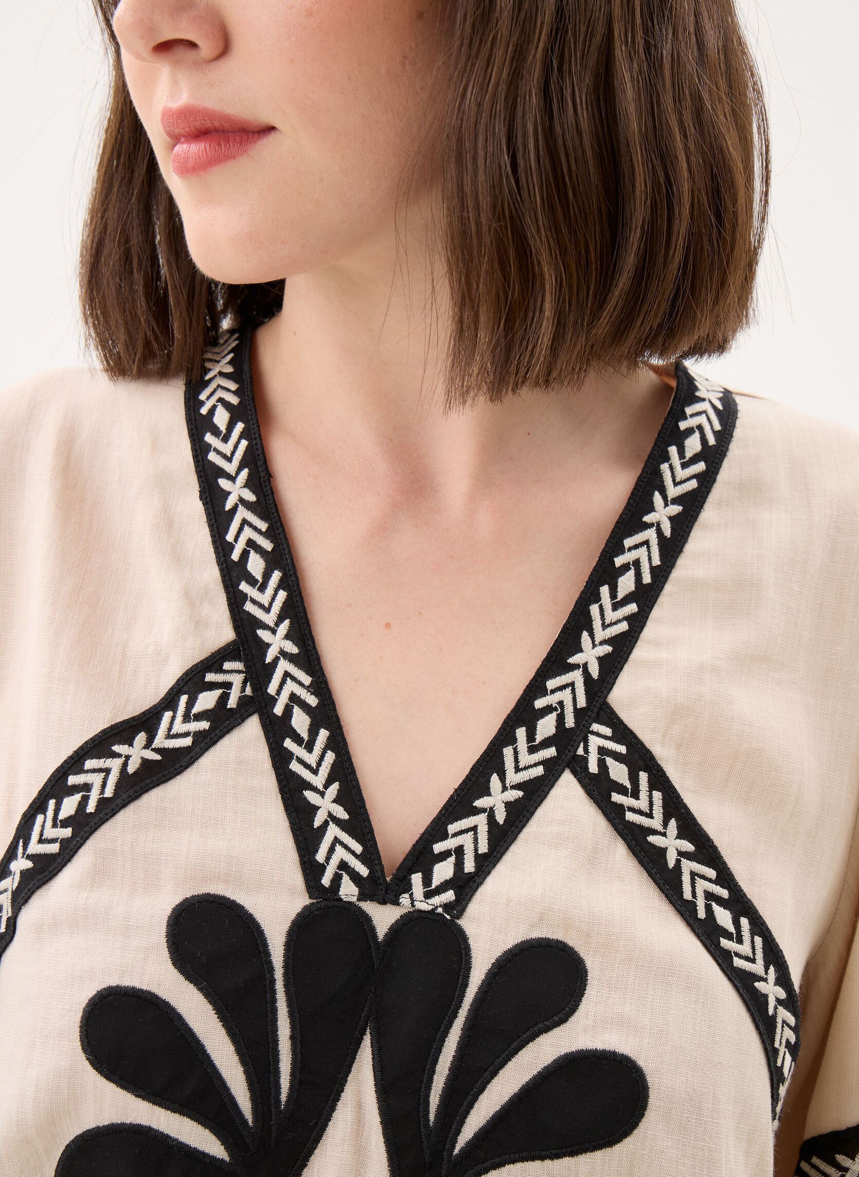 Blouses Brez femme beige La Petite Etoile Blouses Brez femme beige BEIGE/NOIR