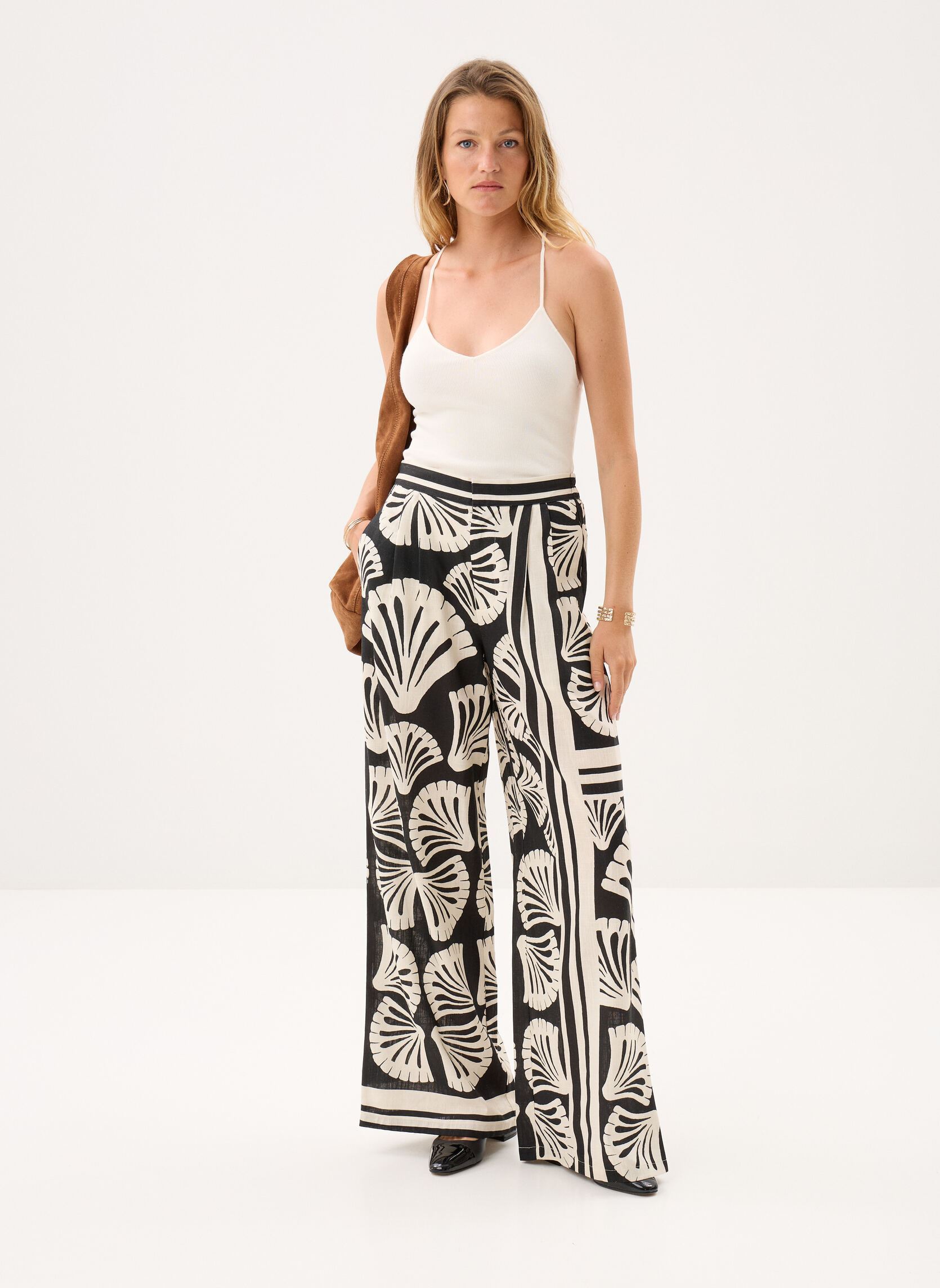 Pantalons larges Pozo femme noir La Petite Etoile Pantalons larges Pozo femme noir EVENTAIL