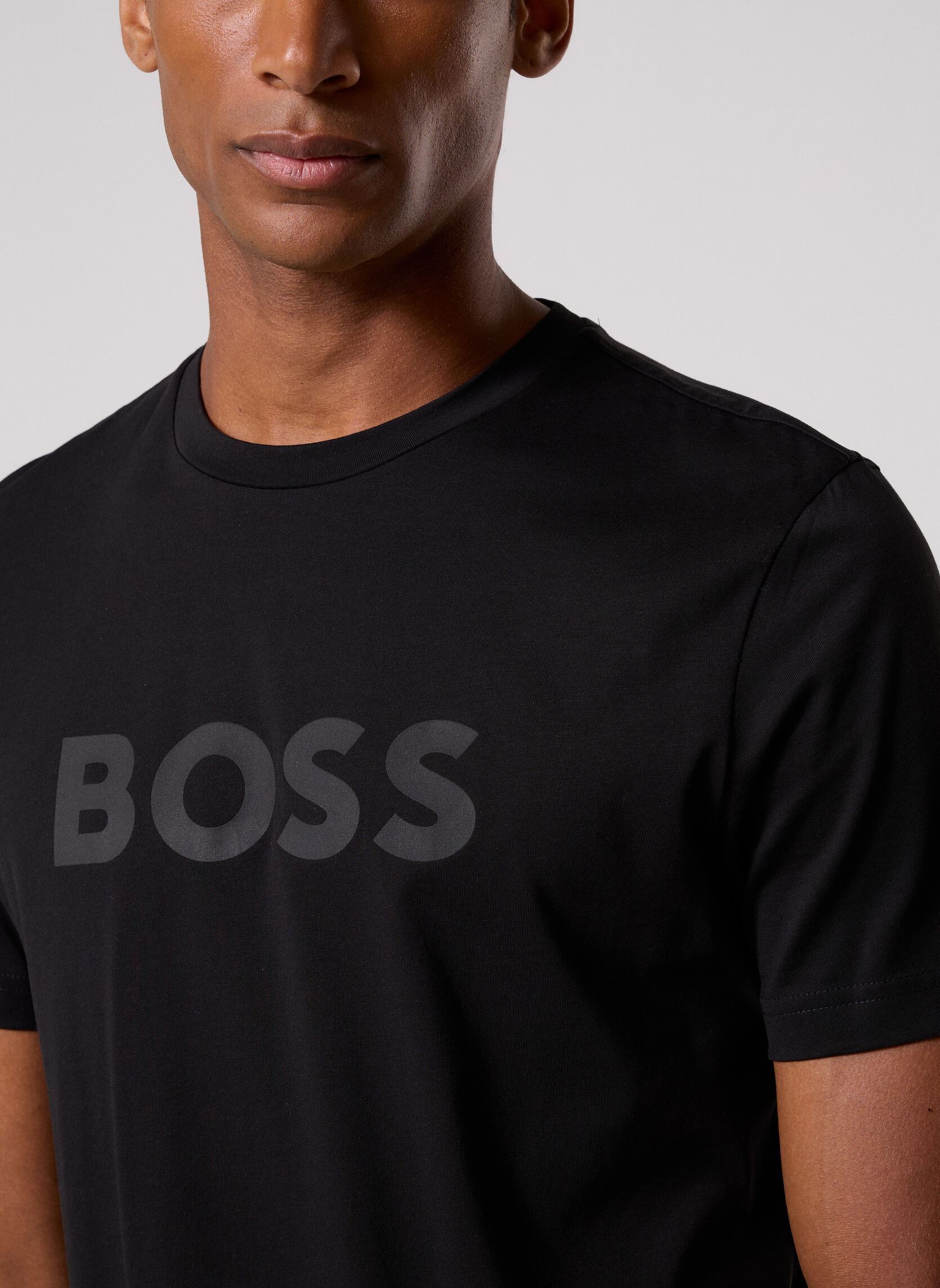 Tee-shirts Te_Logo 50566504 homme noir BOSS Tee-shirts Te_Logo 50566504 homme noir 001