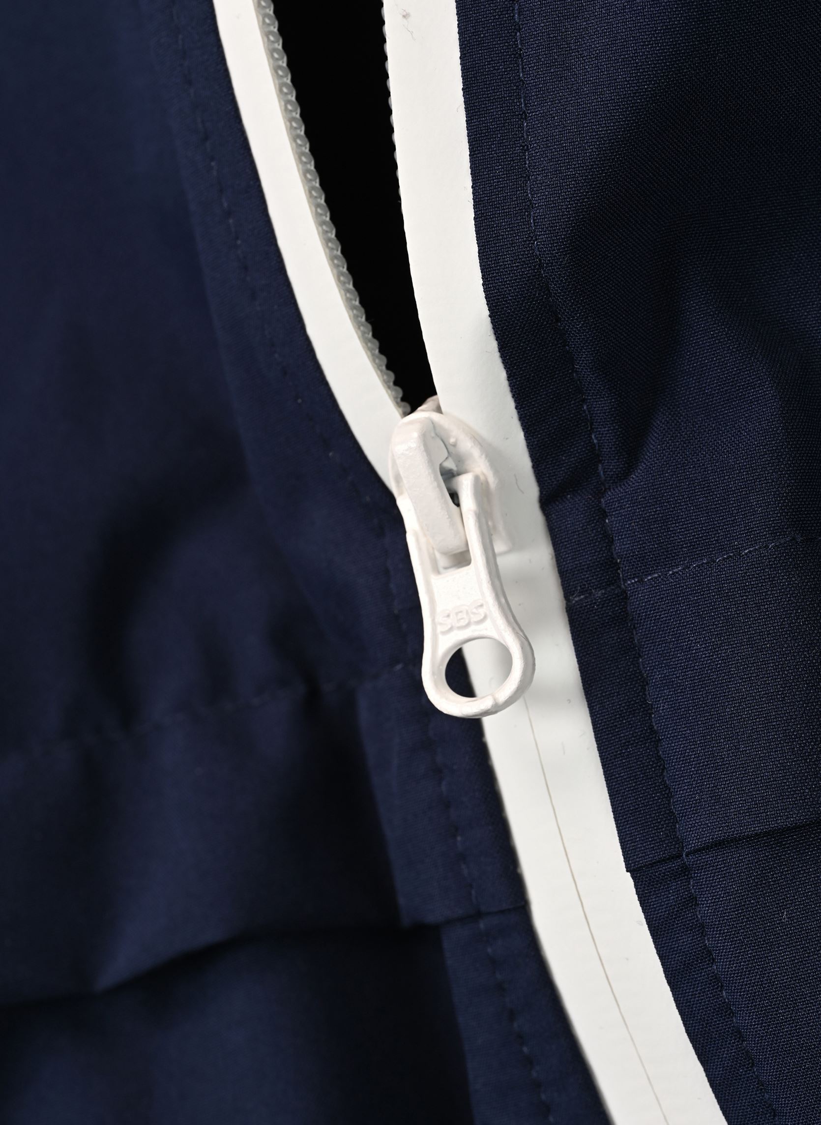 Vestes imperméables et coupe-vents Bastille bleu FLOTTE Vestes imperméables et coupe-vents Bastille bleu INDIGO