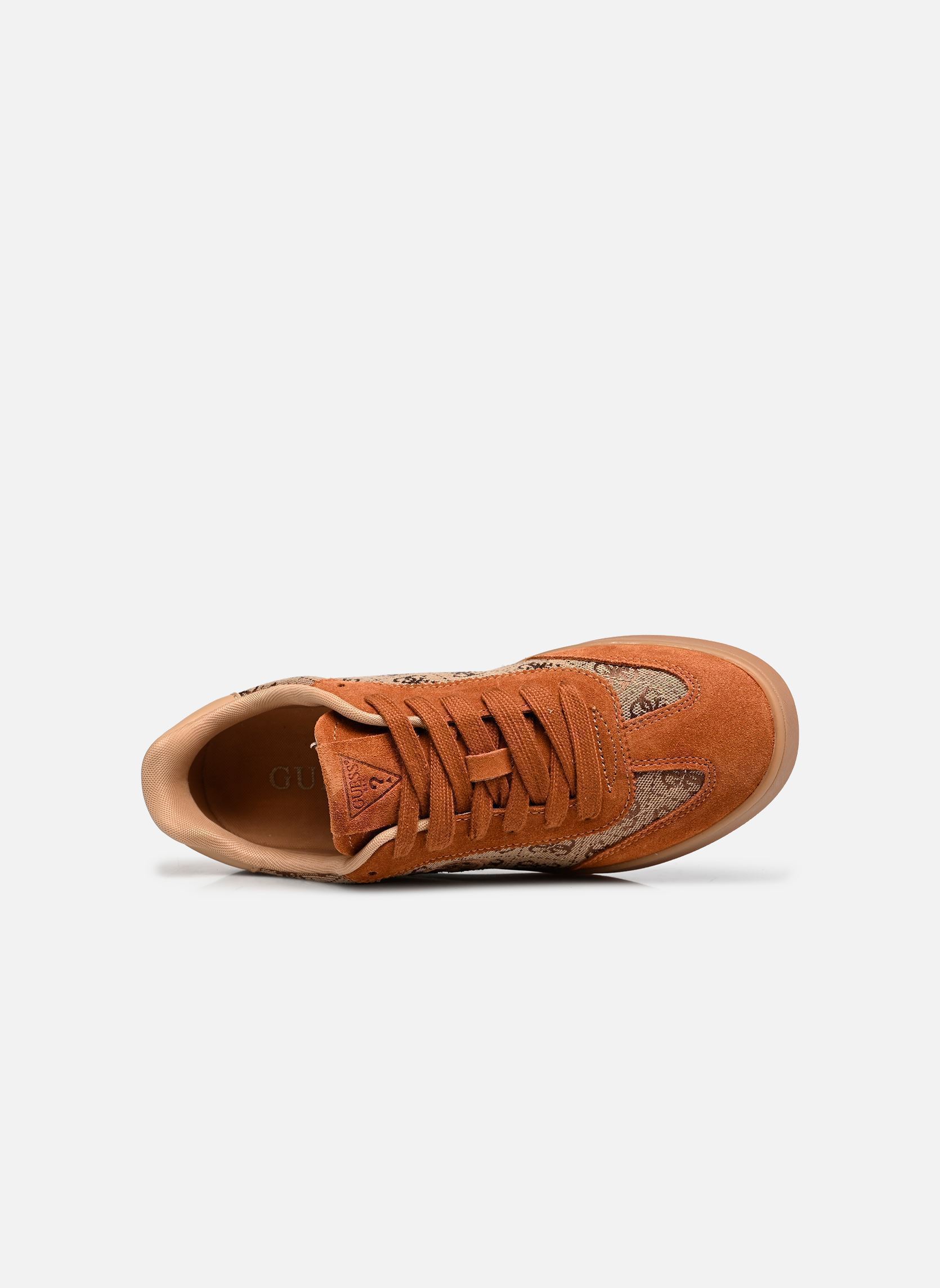 Baskets JACEK femme marron Guess Baskets JACEK femme marron COGNA