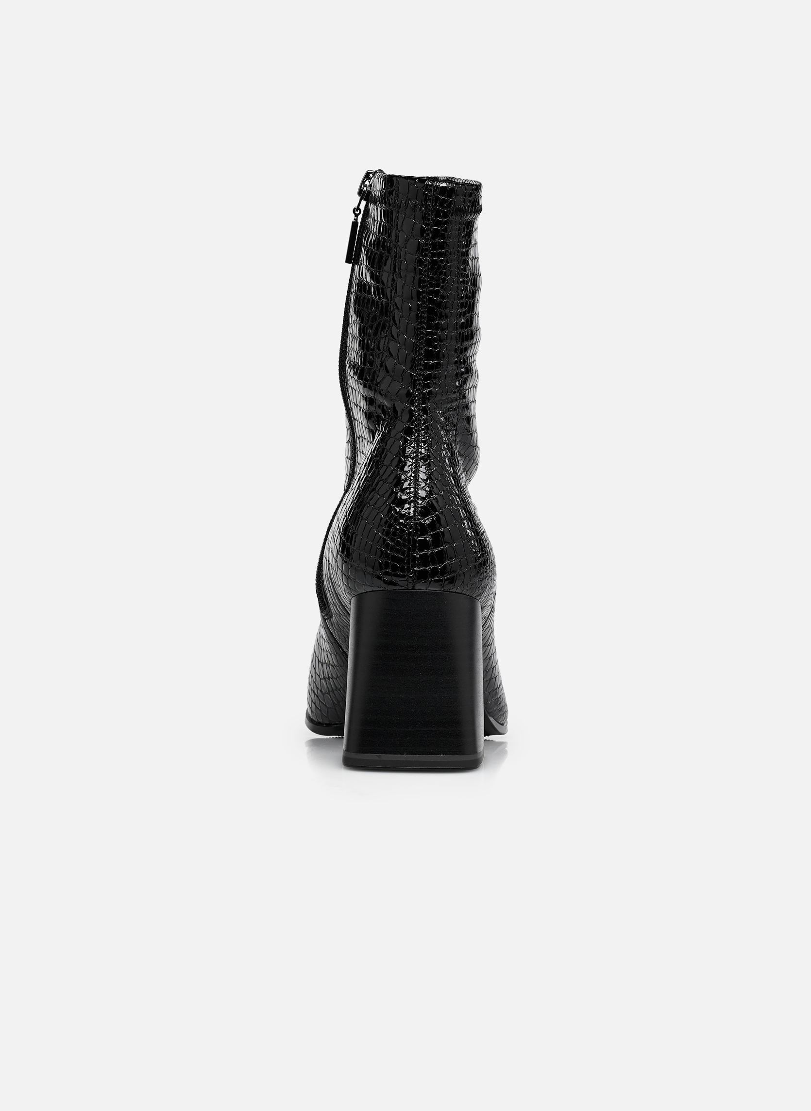 Enkellaarzen en boots 25317-47 dames zwart Tamaris Enkellaarzen en boots 25317-47 dames zwart BLACK CROCO