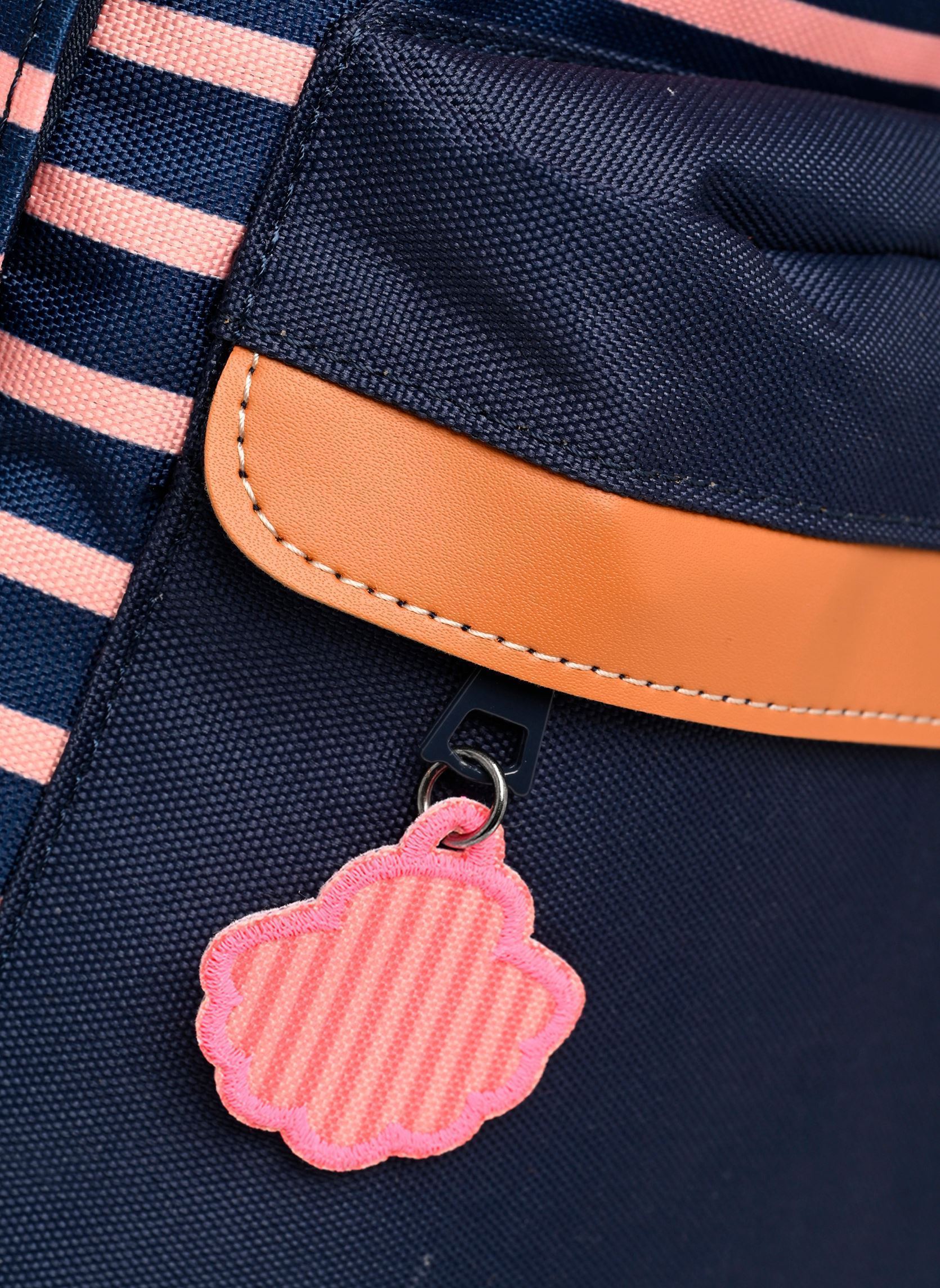schooltassen Sac à dos L - 2 compartiments Océane meisjes meerkleurig Tann's schooltassen Sac à dos L - 2 compartiments Océane meisjes meerkleurig BLEU MARINE
