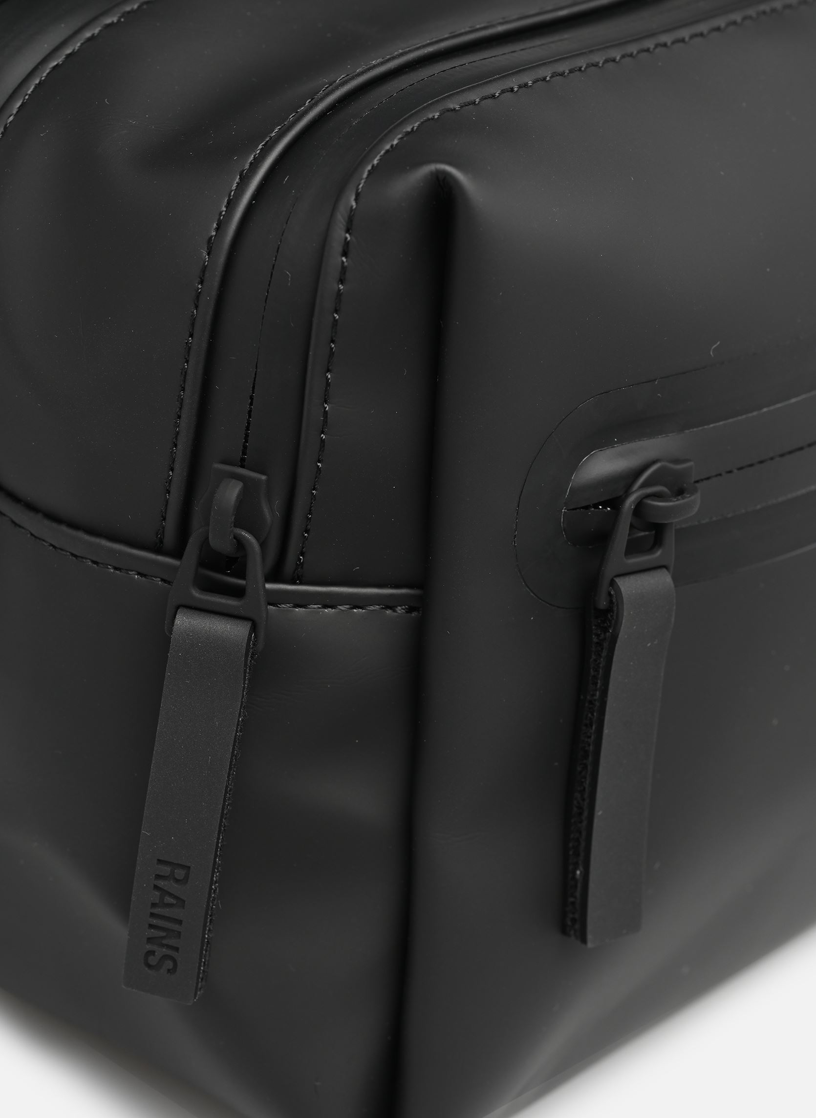 Toilettassen Wash Bag Zip W3 zwart Rains Toilettassen Wash Bag Zip W3 zwart BLACK