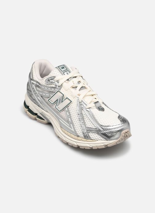 New Balance Sneakers M1906 zilver