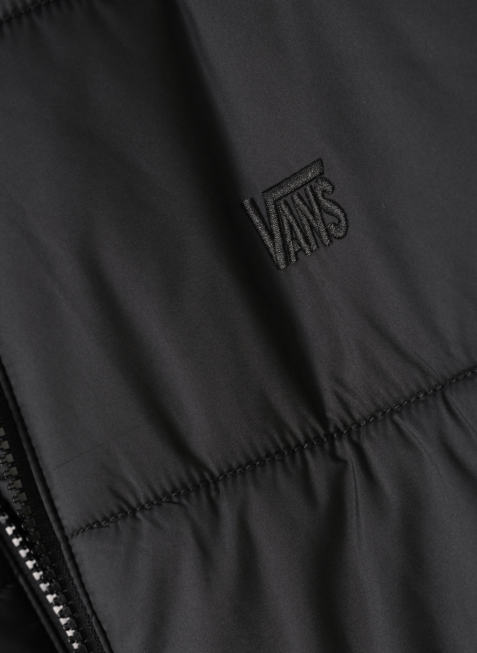 Gewatteerde jassen Hillgate Puffer BY jongens zwart Vans Gewatteerde jassen Hillgate Puffer BY jongens zwart BLACK