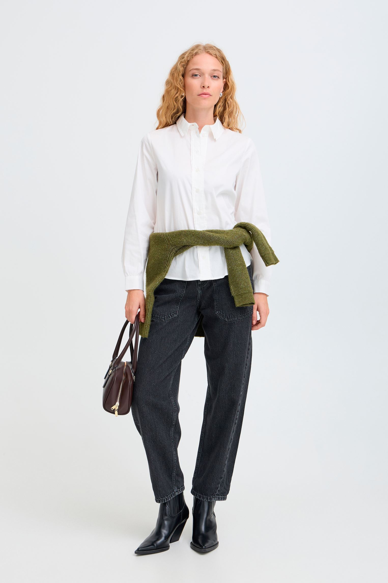 Jeans Bykizion Barrel Jeans damen marineblau B-Young Jeans Bykizion Barrel Jeans damen marineblau BLACK DENIM