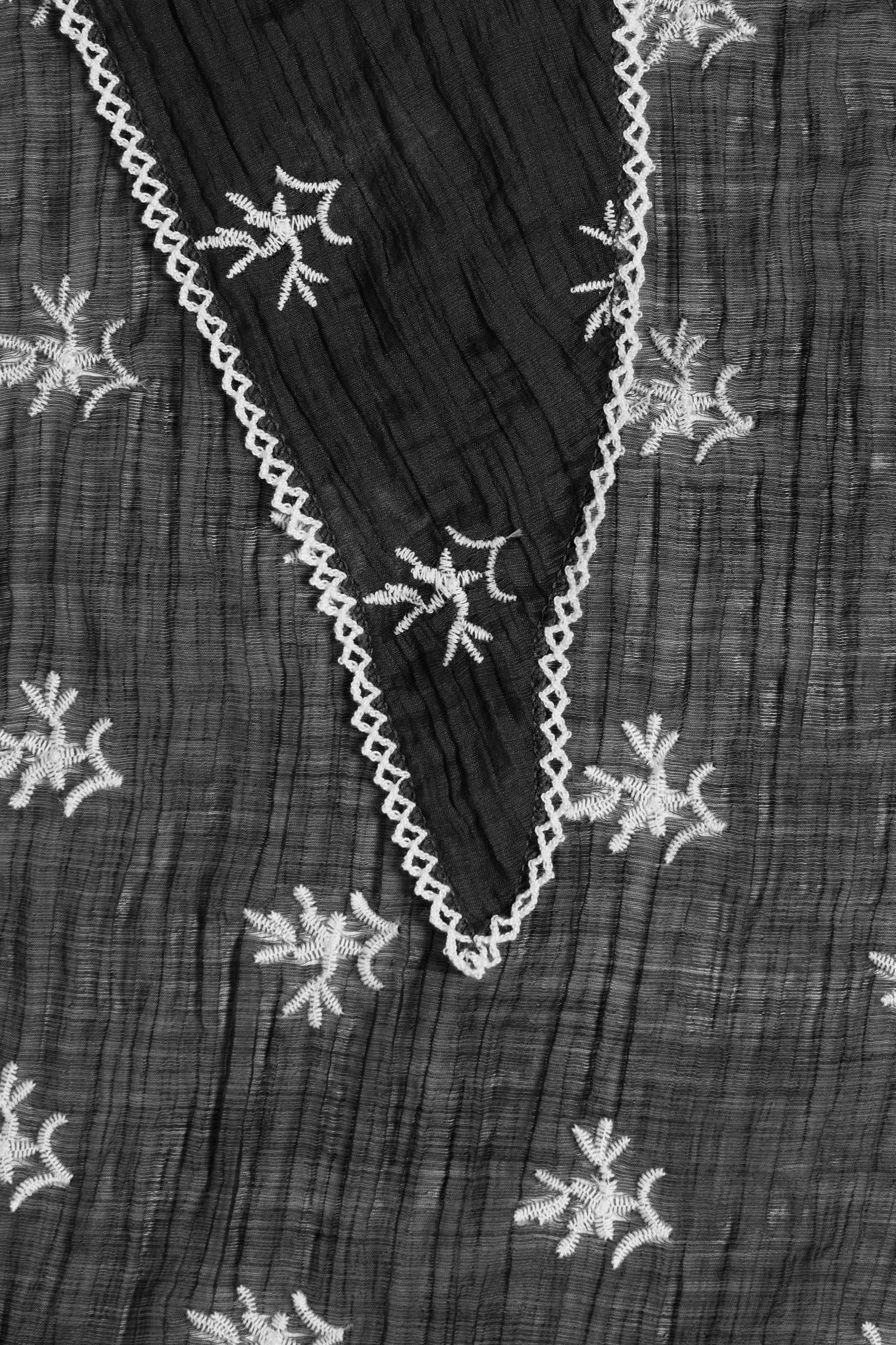 Echarpes et foulards Bywikolia Emb Triangle Scarf femme noir B-Young Echarpes et foulards Bywikolia Emb Triangle Scarf femme noir METEORITE