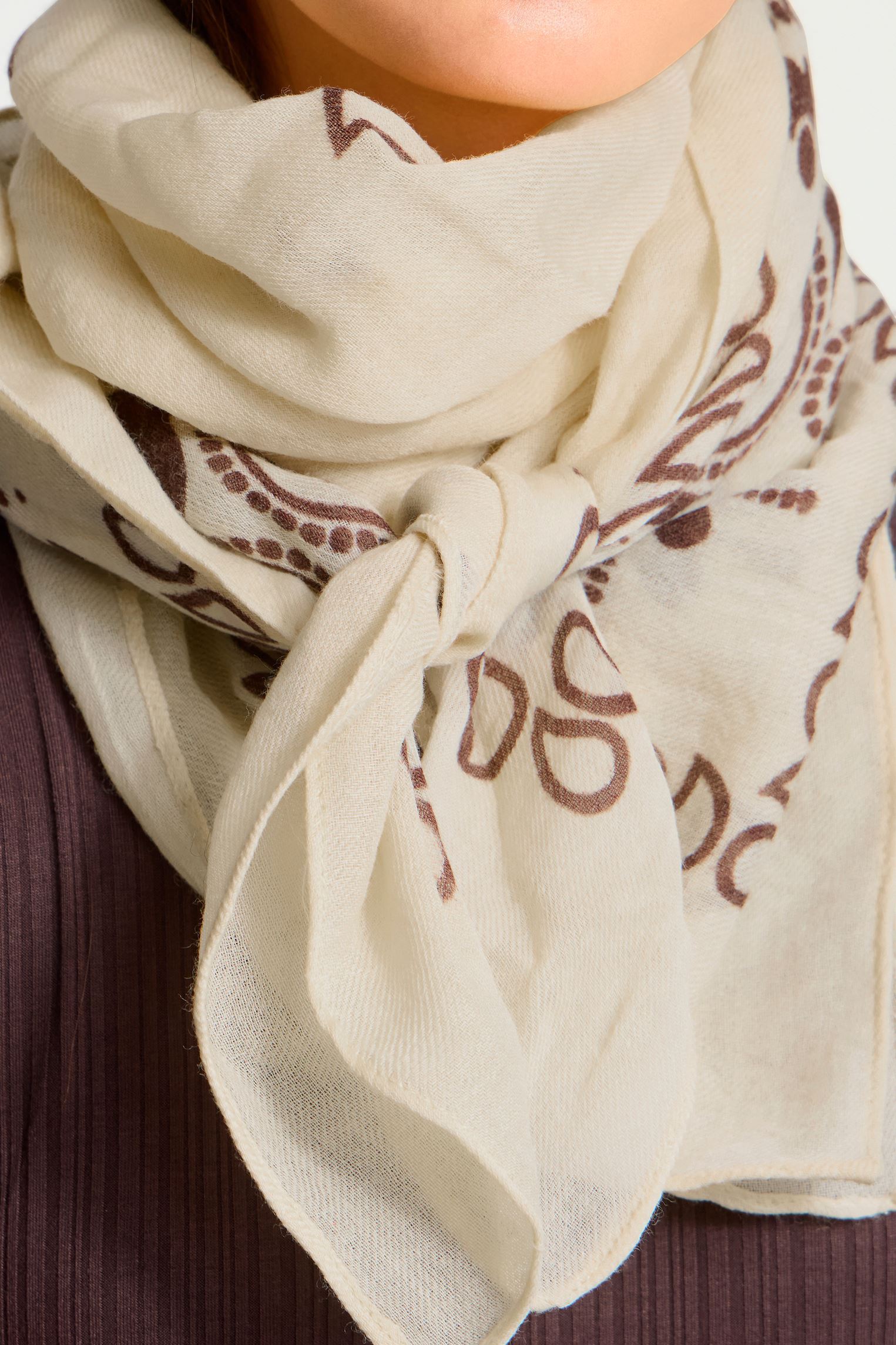 Echarpes et foulards Iamary Sc femme blanc Ichi Echarpes et foulards Iamary Sc femme blanc BIRCH