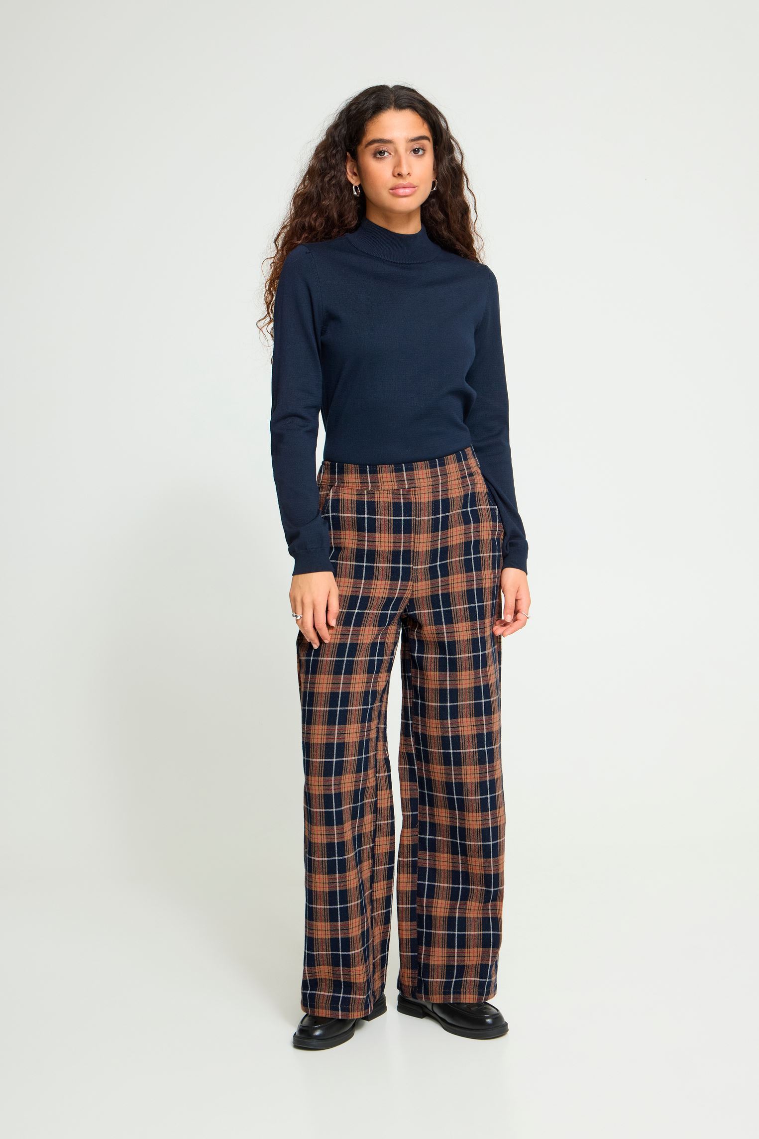 Chemises Ihkalia Pa femme marron Ichi Chemises Ihkalia Pa femme marron DARK BLUE/BROWN CHECK